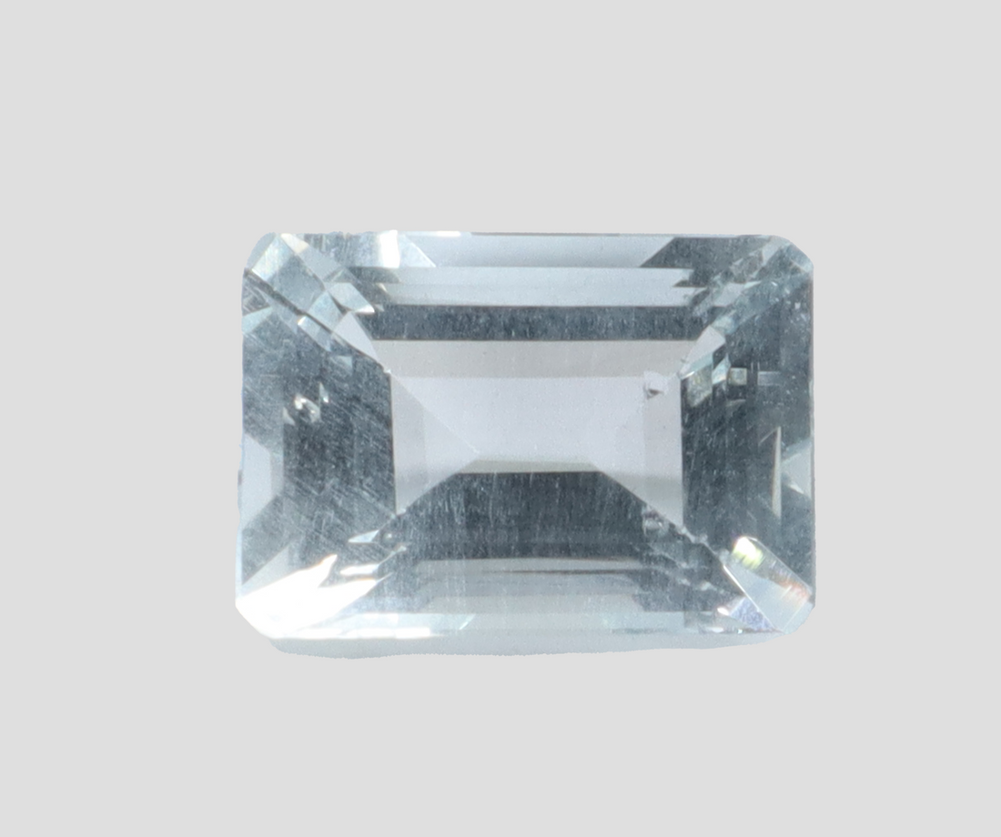Aquamarine - 7.37 Carats