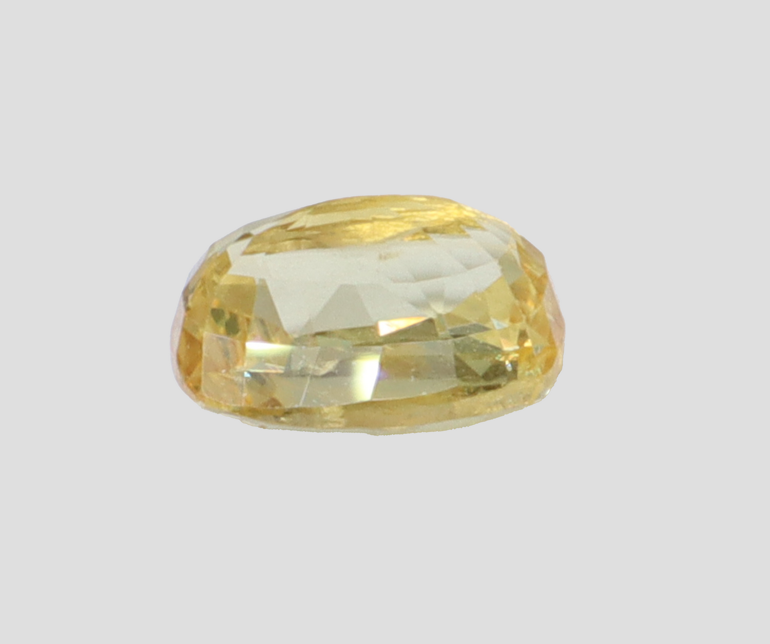 Yellow Sapphire - 5.04 Carat