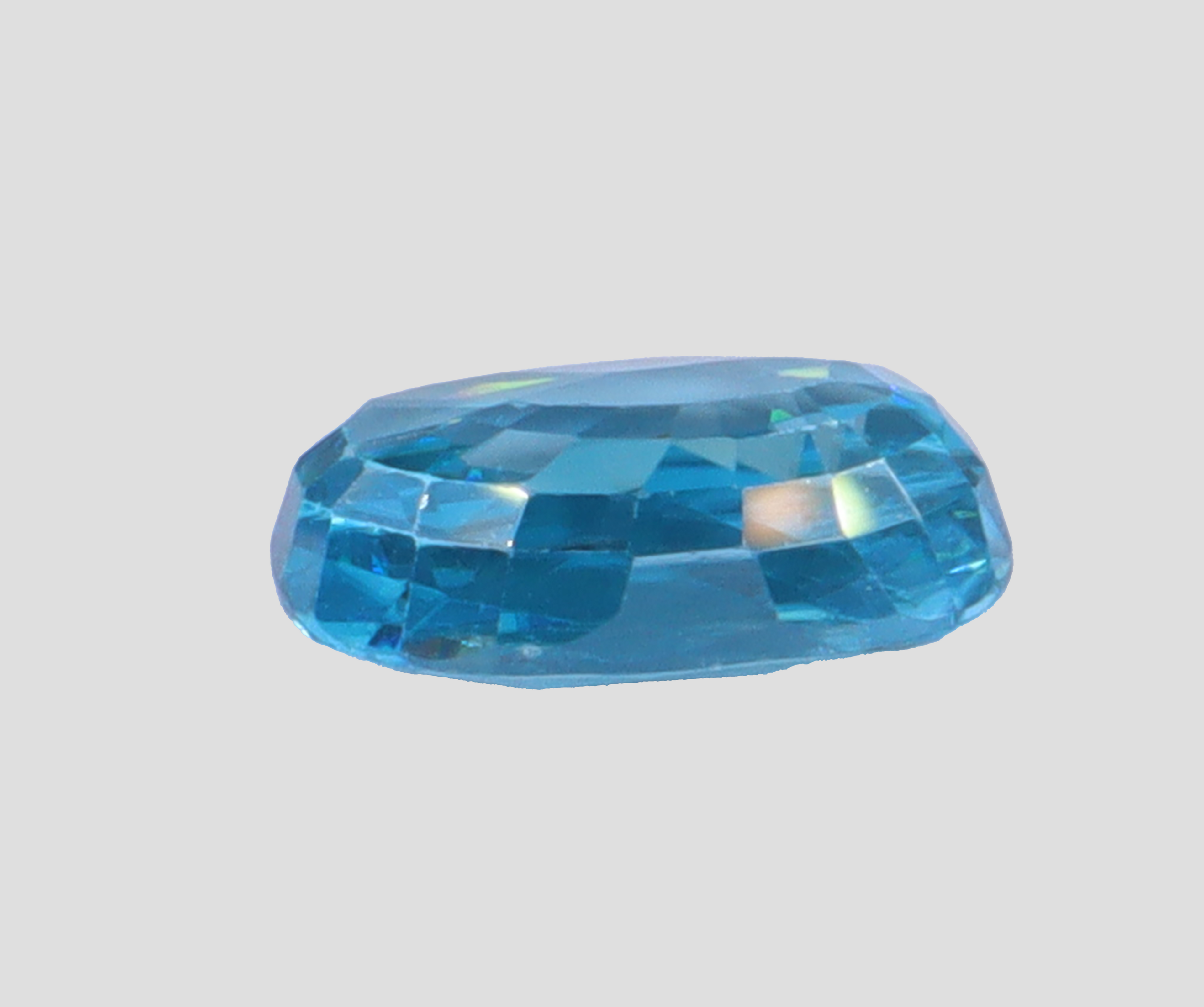 Blue Zircon - 5.68 Carats