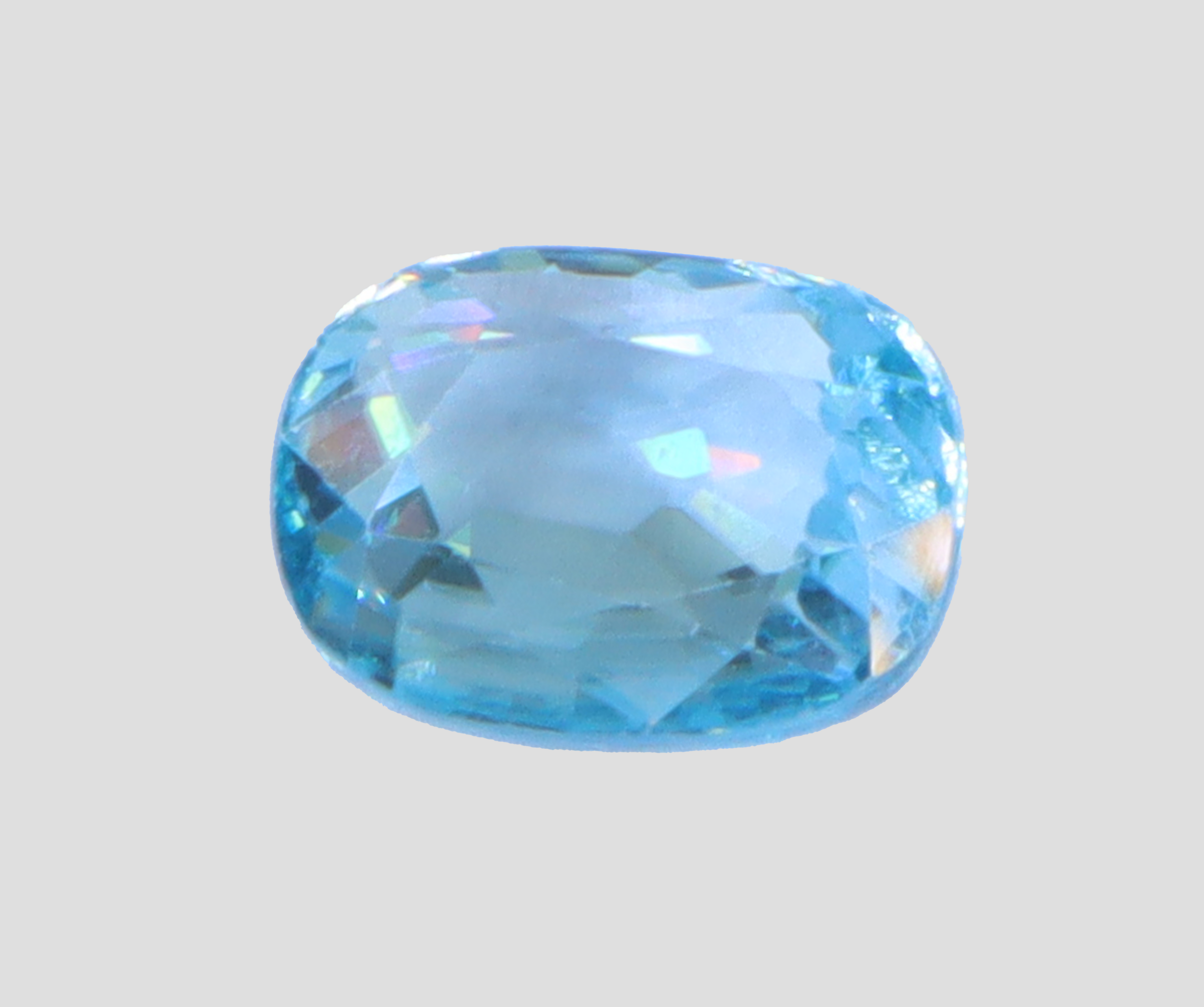 Blue Zircon - 5.64 Carats