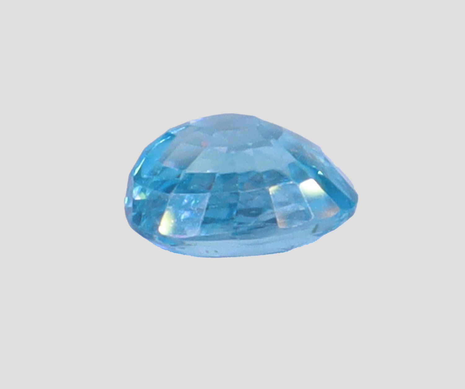 Blue Zircon - 5.32 Carats