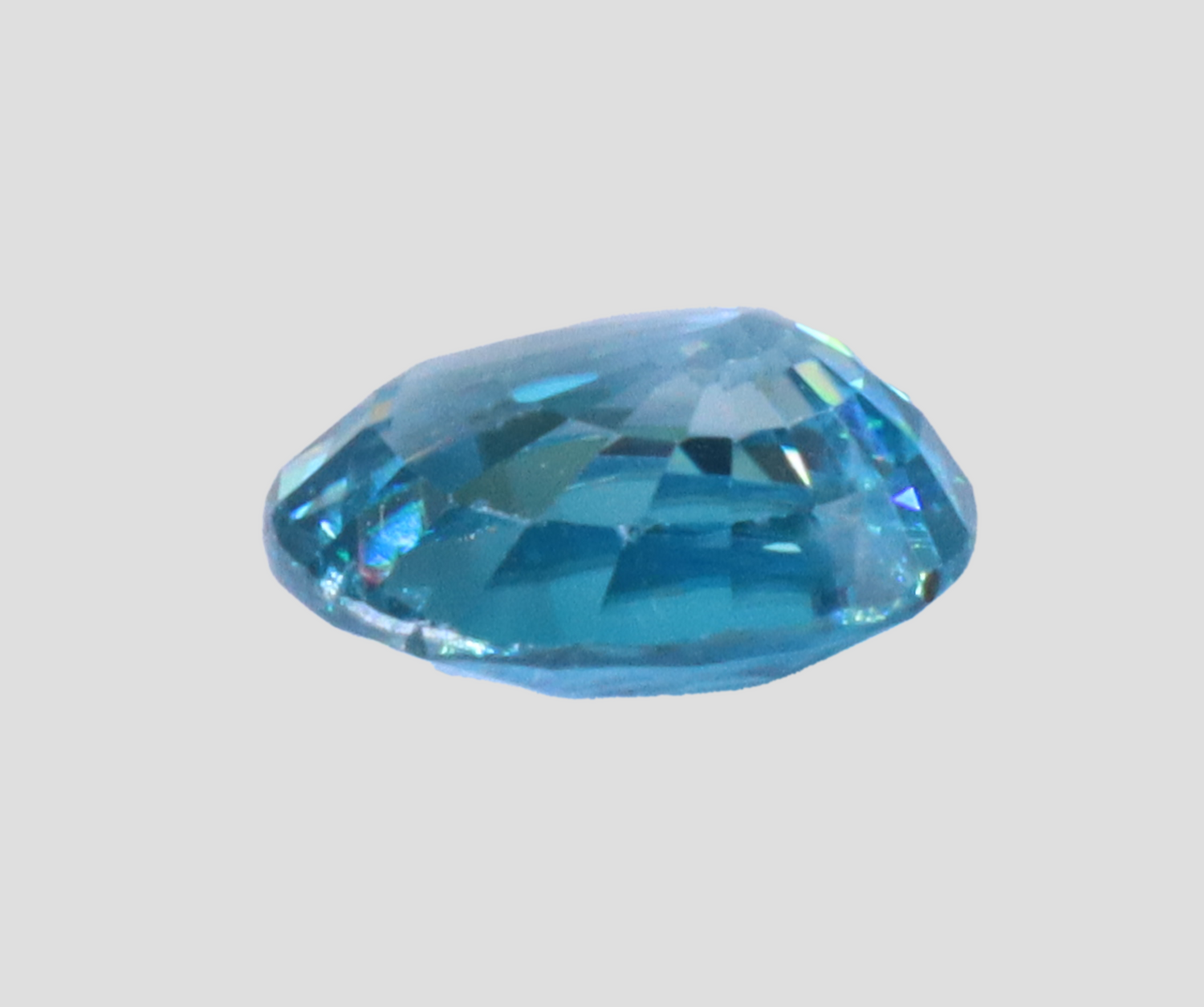 Blue Zircon - 5.21 Carats