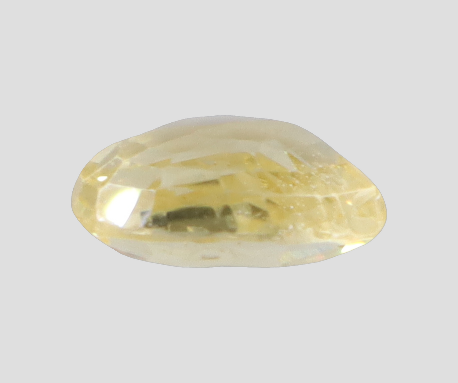 Yellow Sapphire - 2.98 Carat