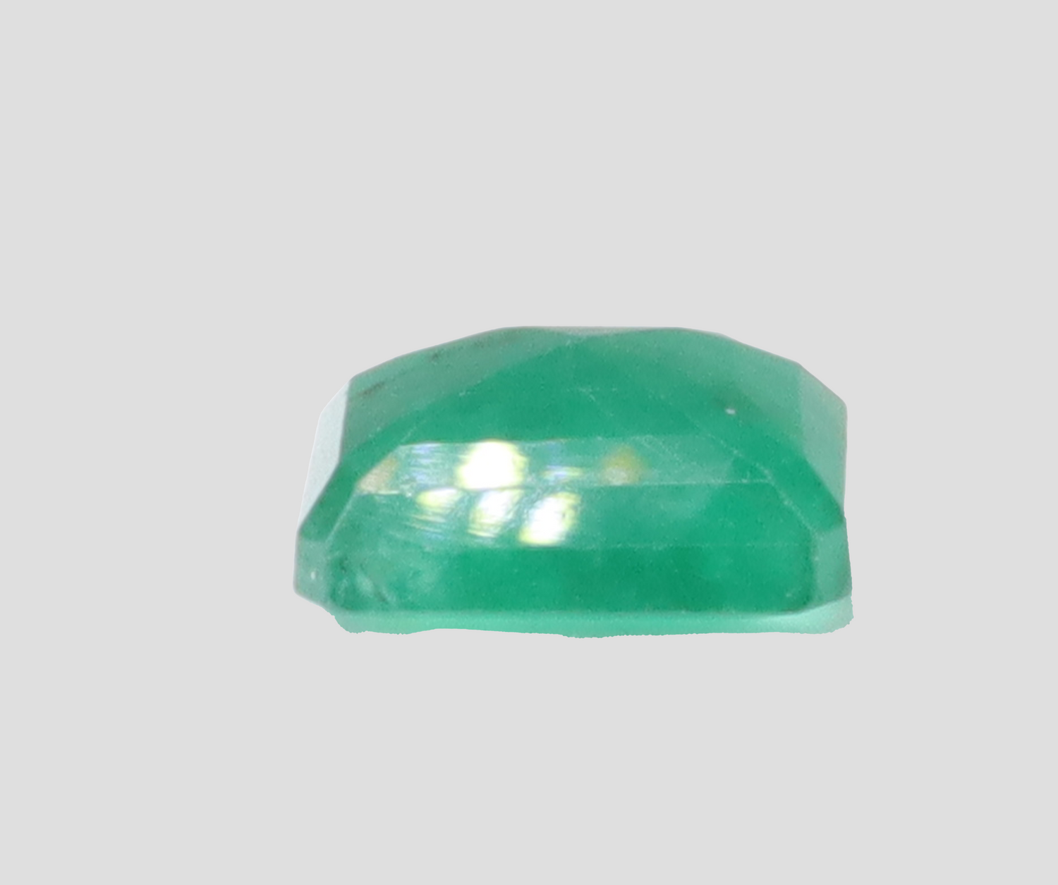 Emerald - 6.83 Carats