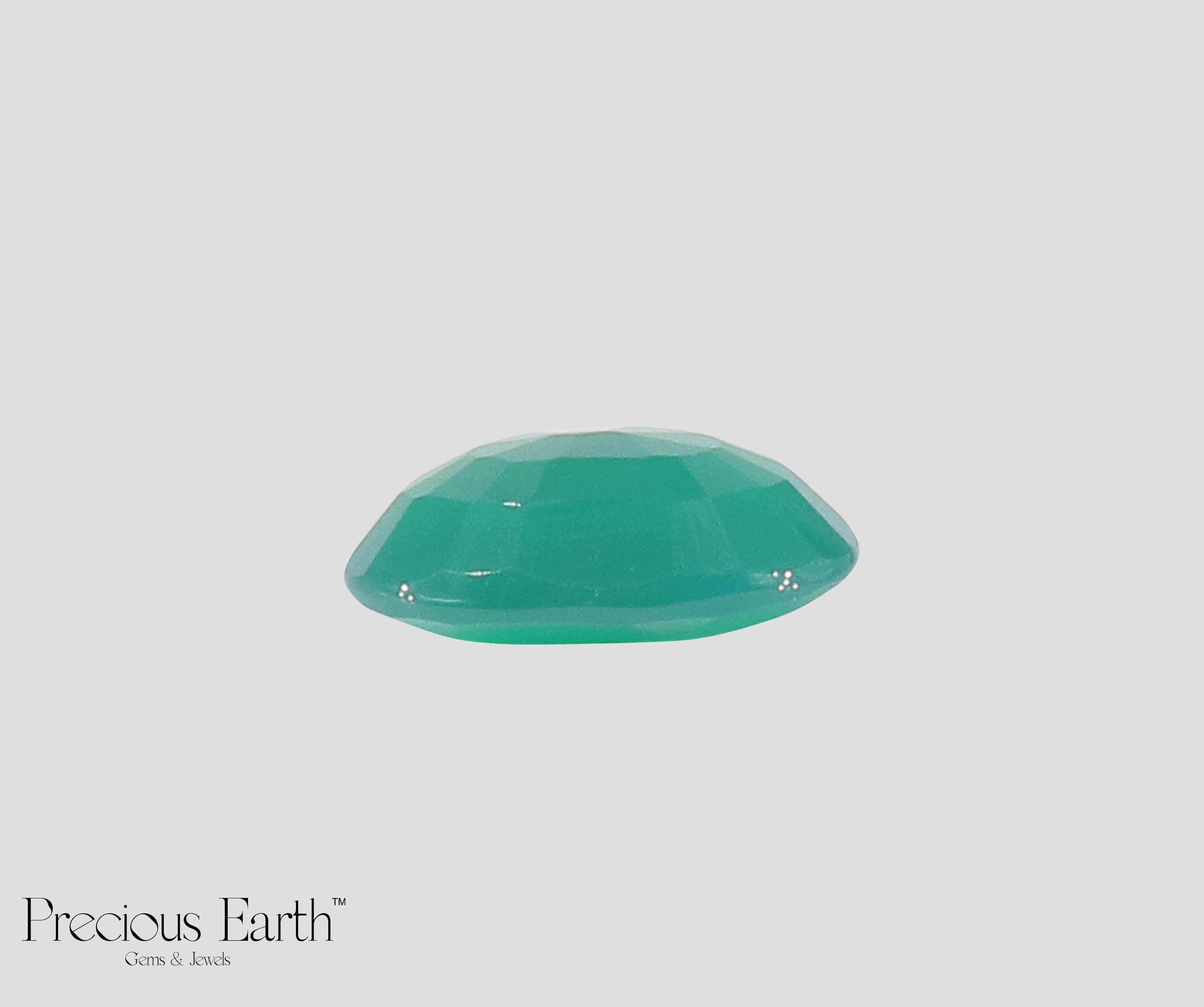 Green Onyx - 8.38 Carats