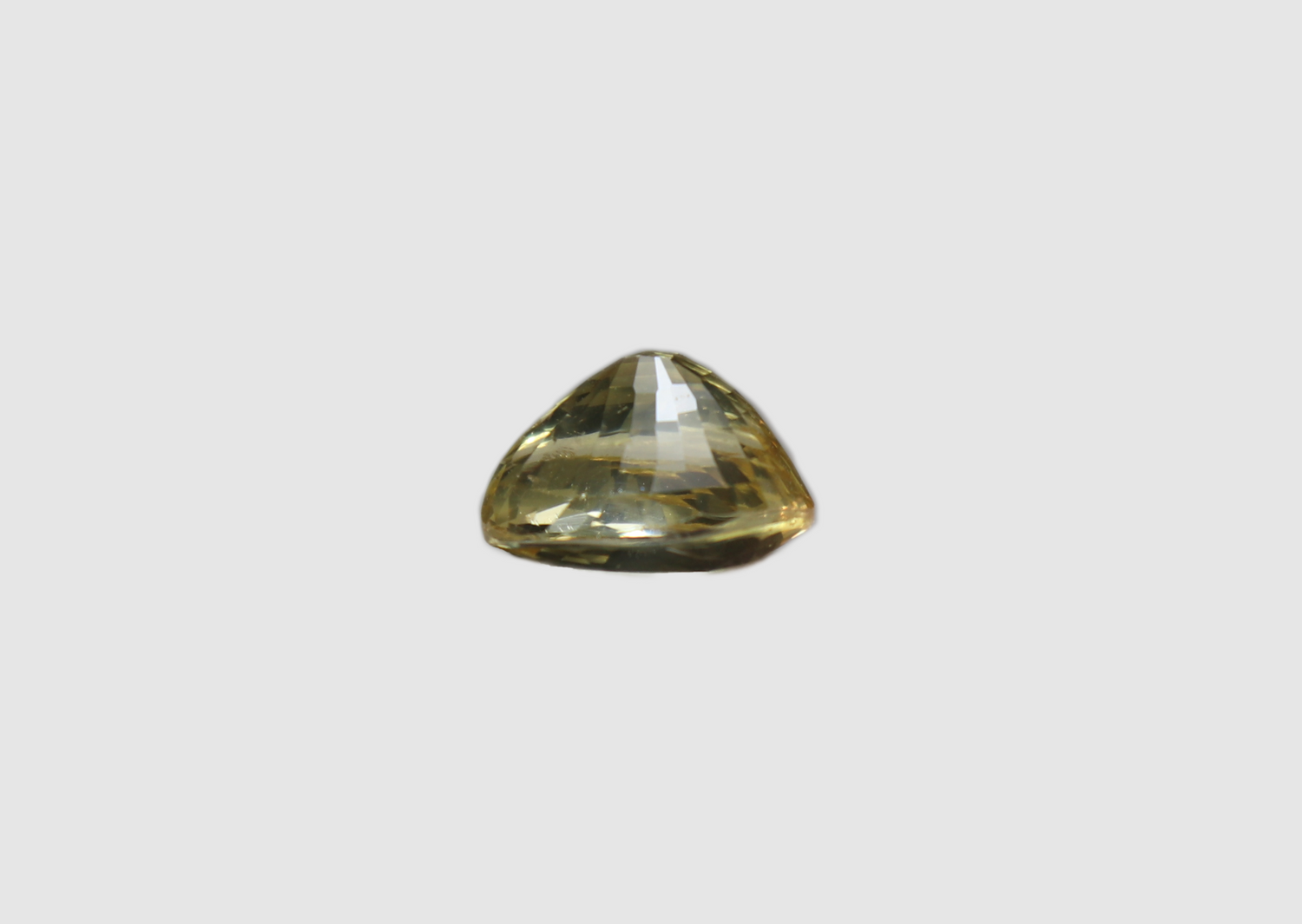 Yellow Sapphire - 5.55 Carats