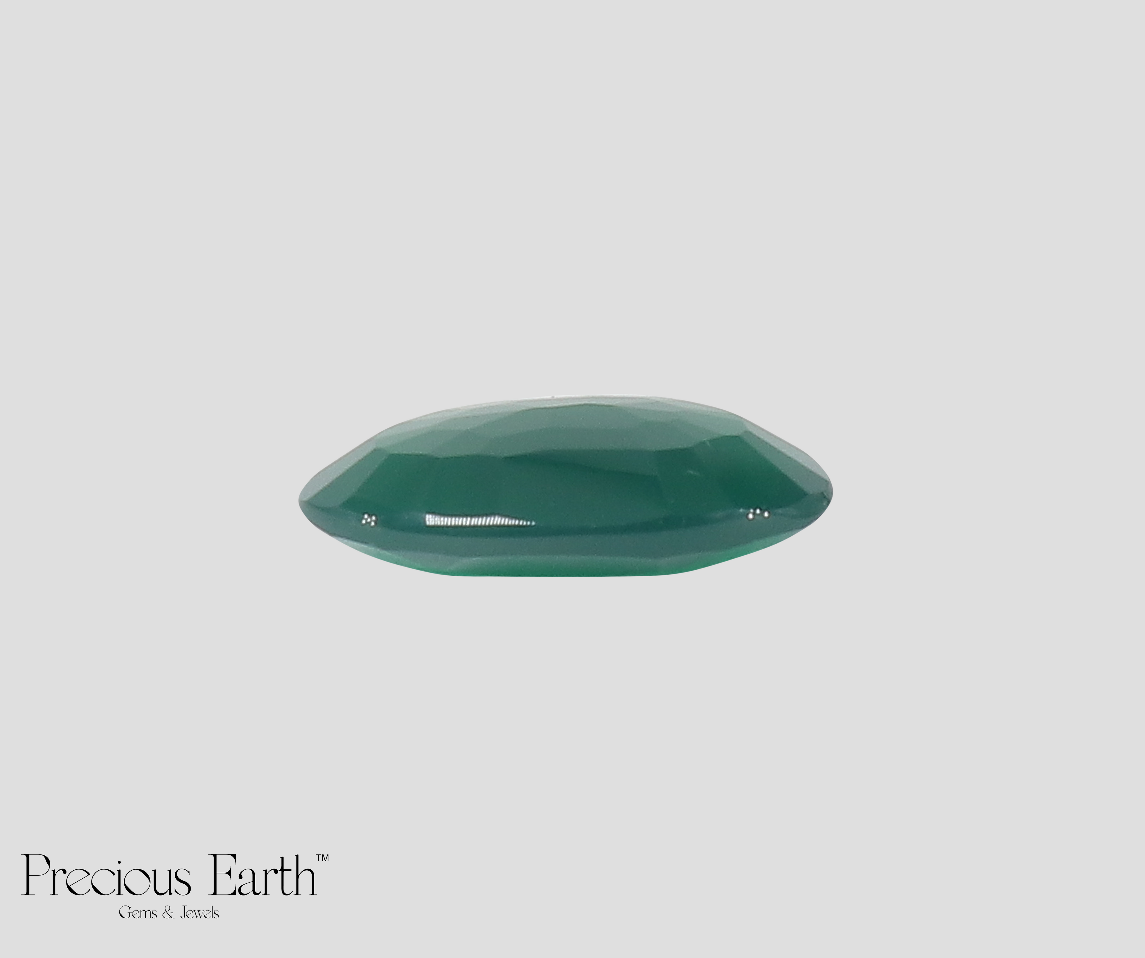 Green Onyx - 7.39 Carats