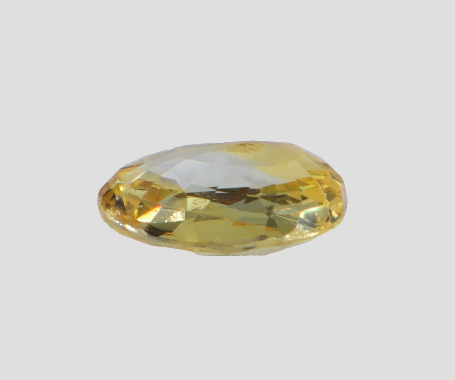 Yellow Sapphire - 5.39 Carats