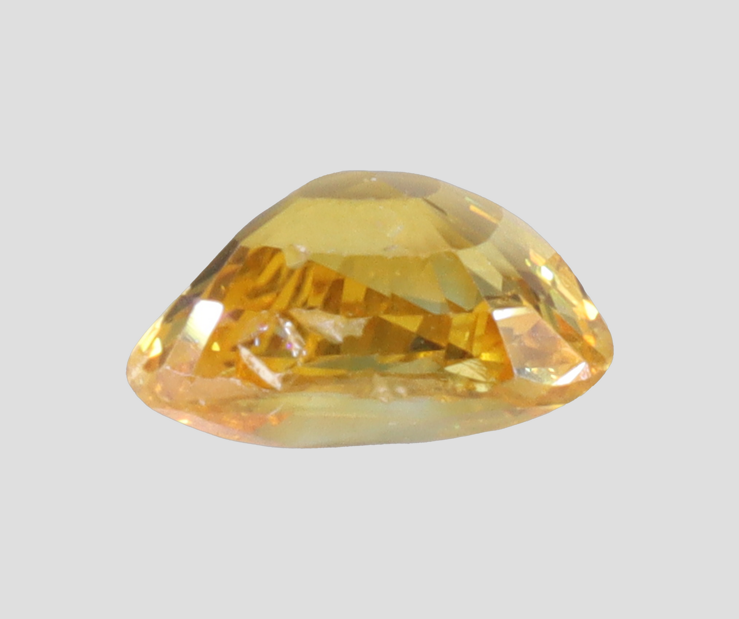 Yellow Sapphire - 4.64 Carats
