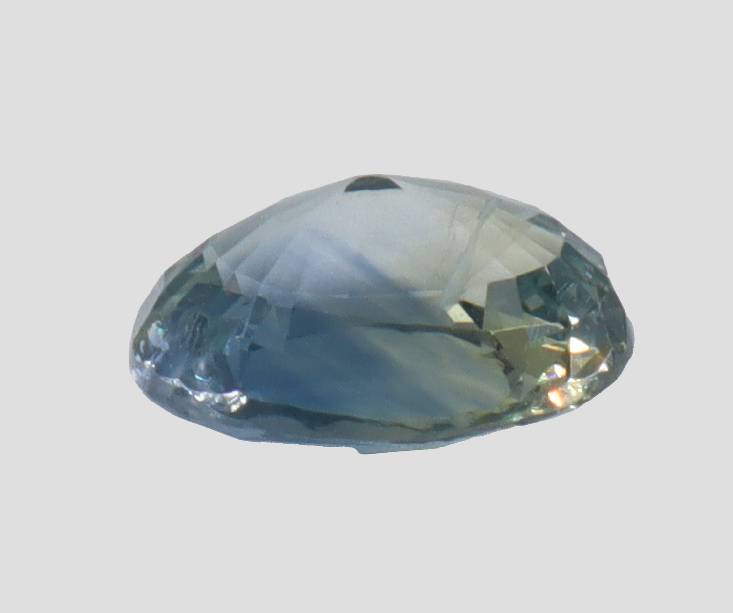 Blue-Yellow Sapphire (Pitambari) - 6.18 Carats