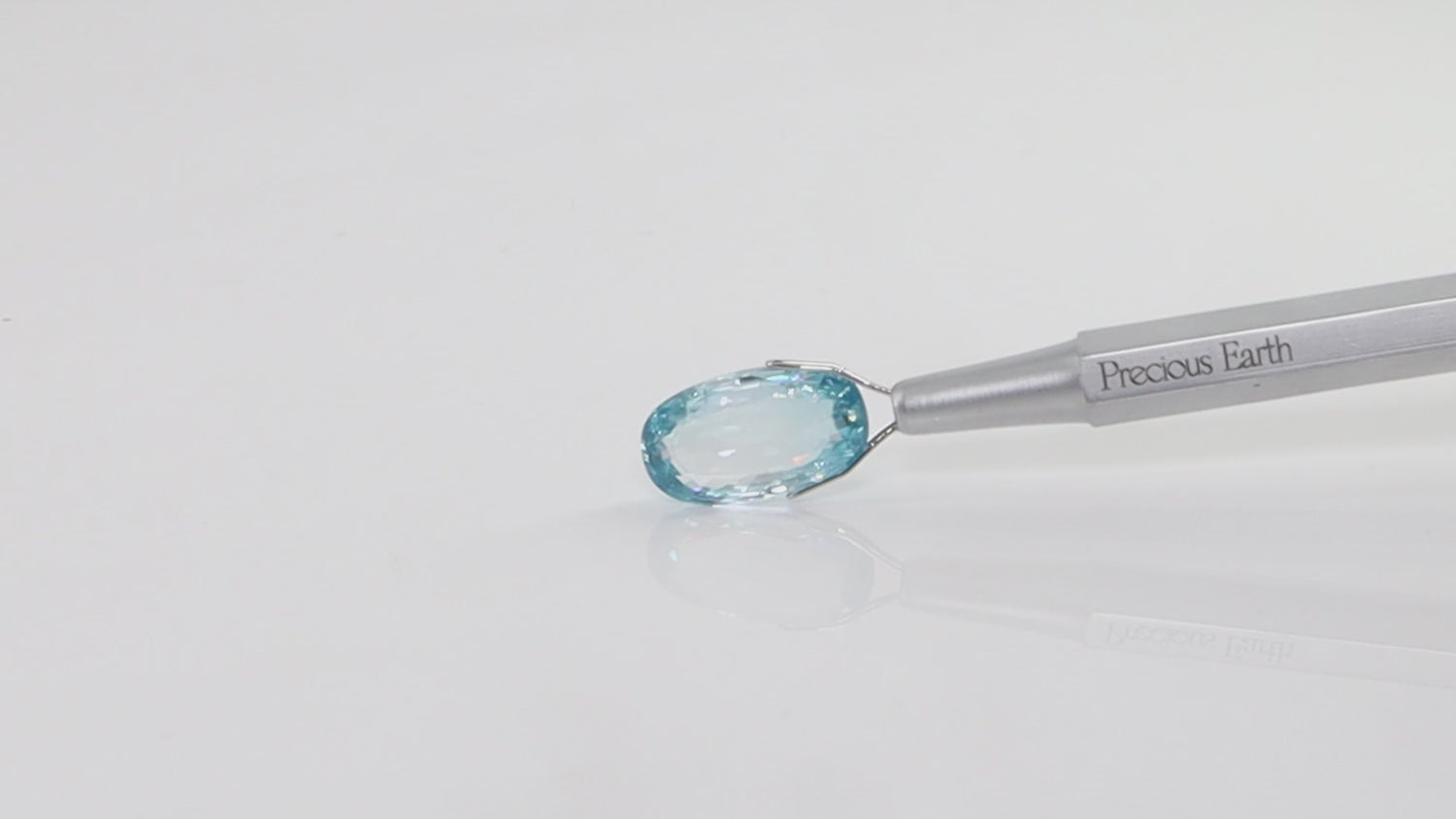 Blue Zircon - 13.29 Carats