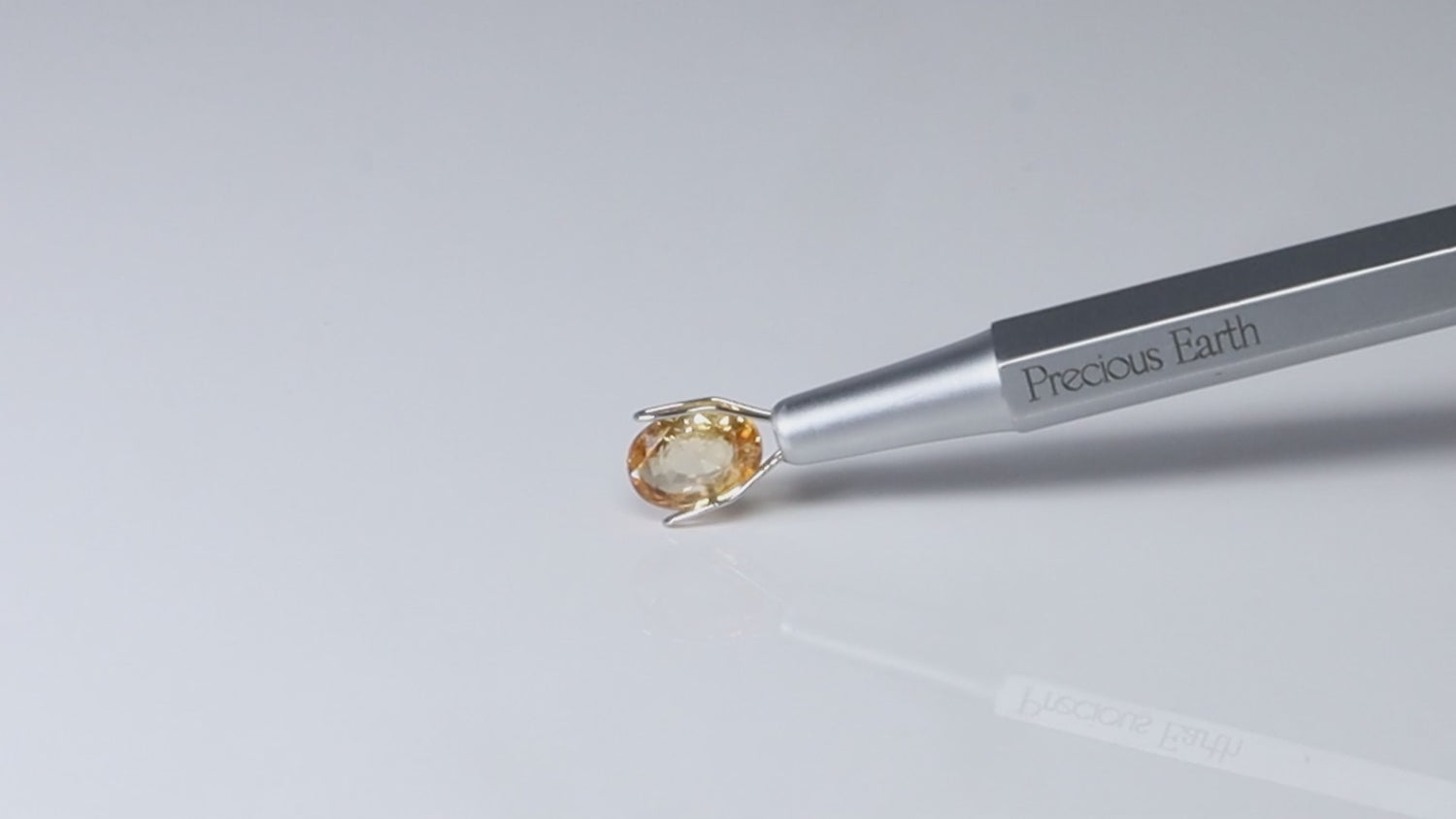 Yellow Sapphire - 2.89 Carats