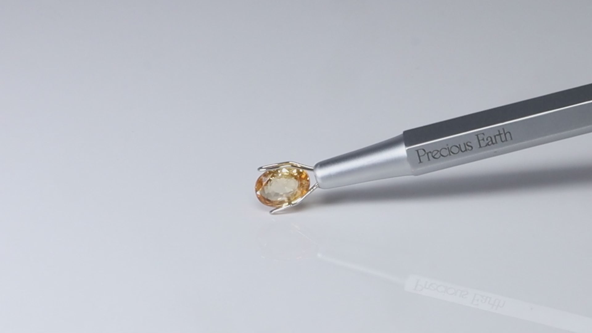 Yellow Sapphire - 2.89 Carats