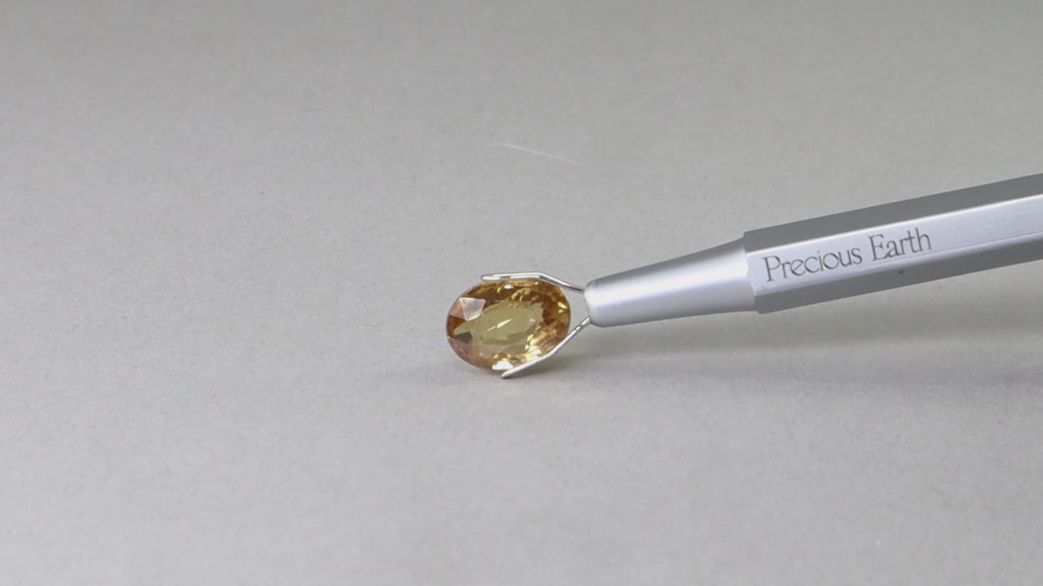 Yellow Zircon - 6.71 Carats