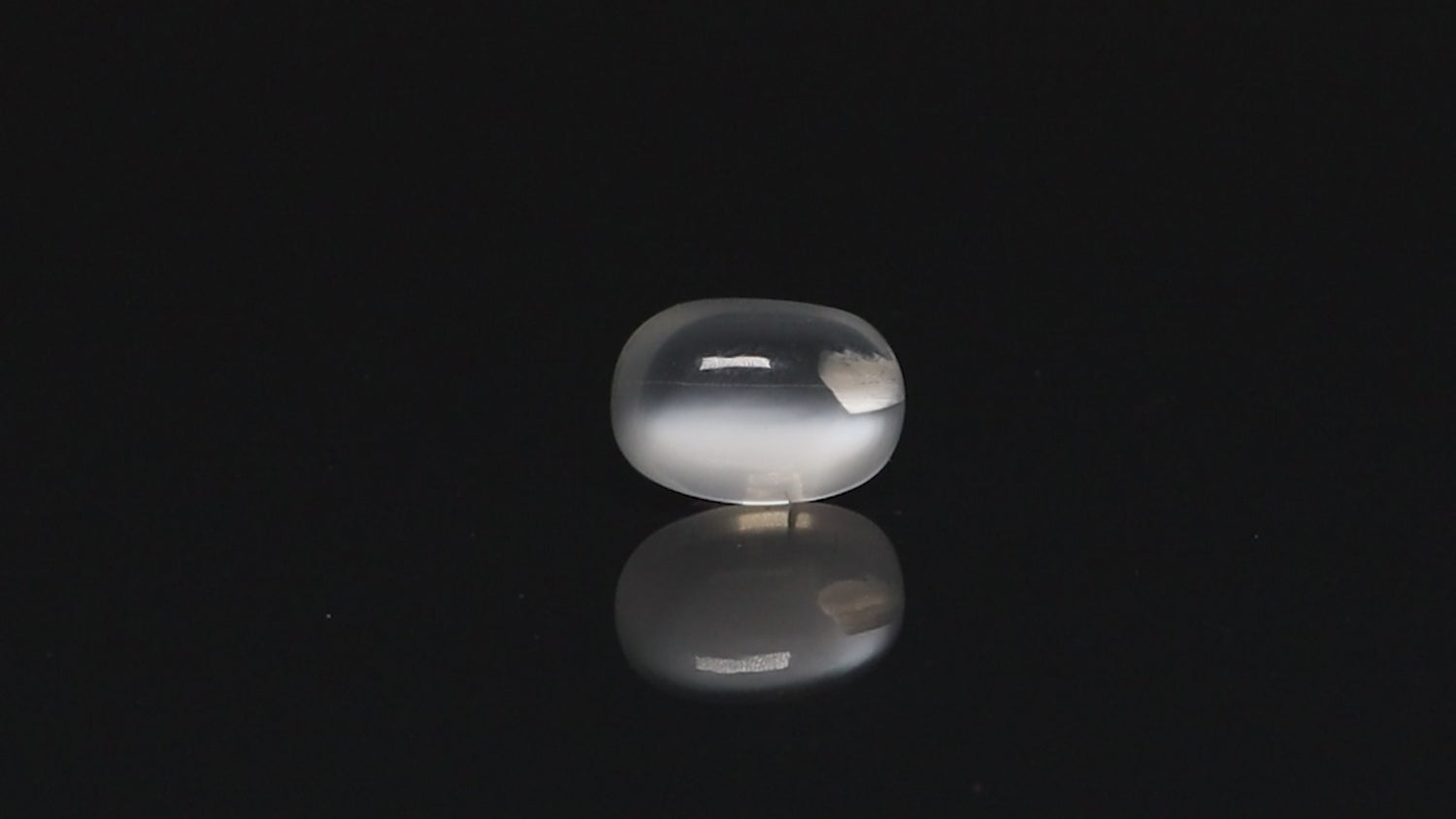 White Moonstone - 10.00 Carats