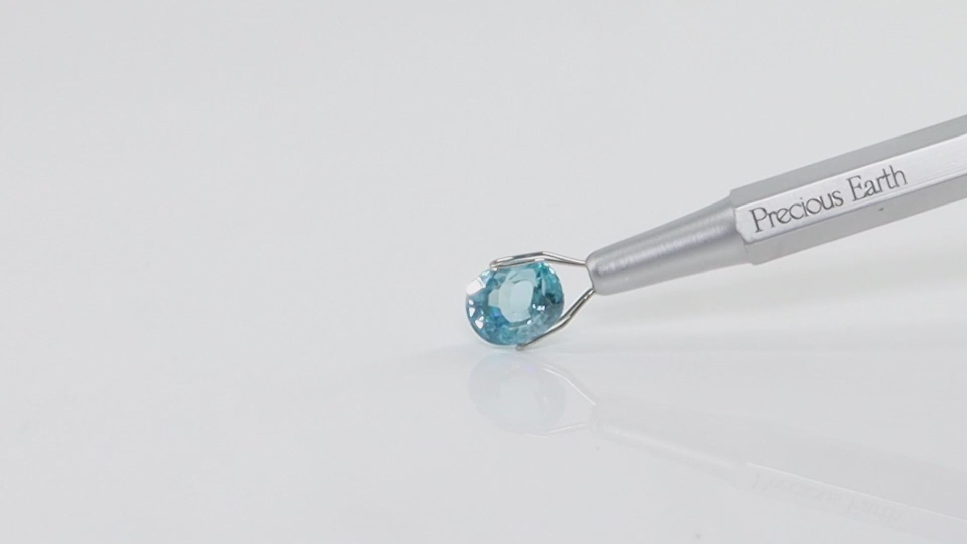 Blue Zircon - 5.32 Carats