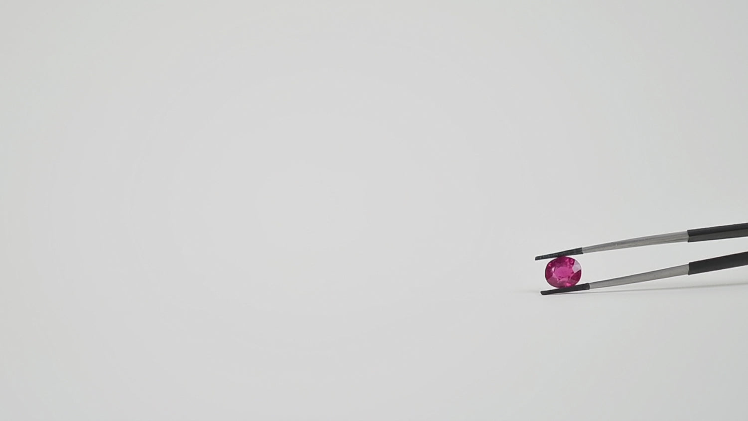Ruby - 6.92 Carats