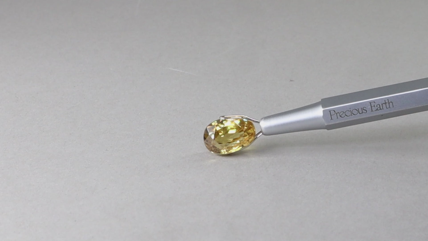 Yellow Zircon - 8.89 Carats
