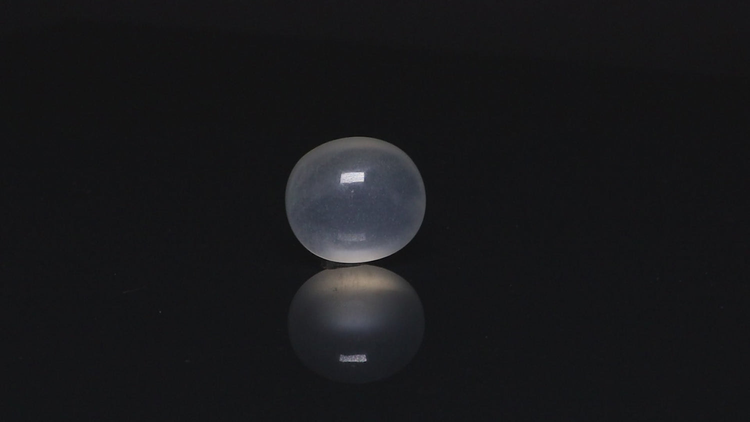 White Moonstone - 20.51 Carats