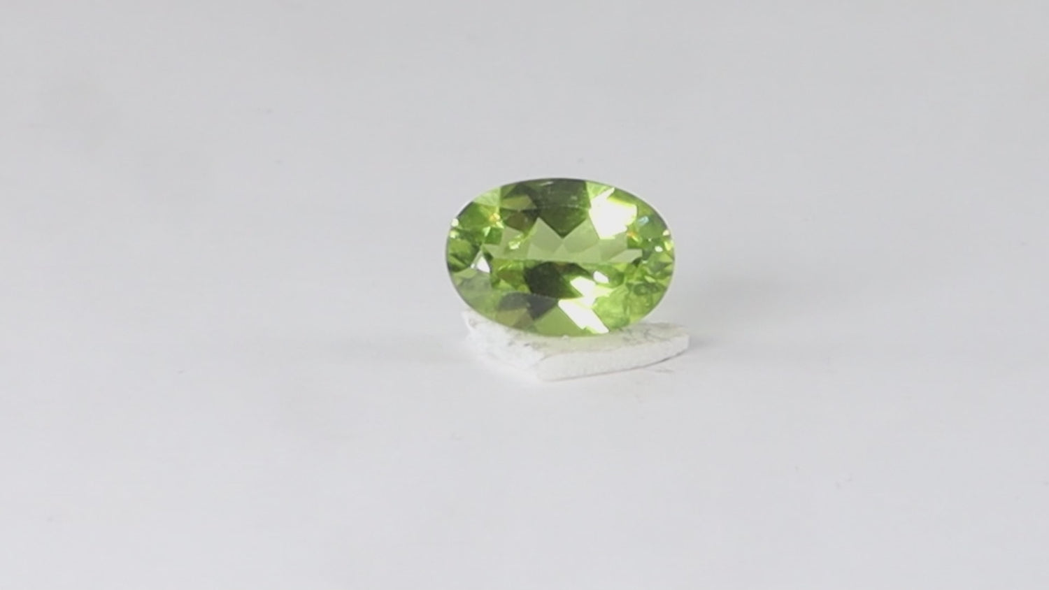 Peridot - 4.55 Carats