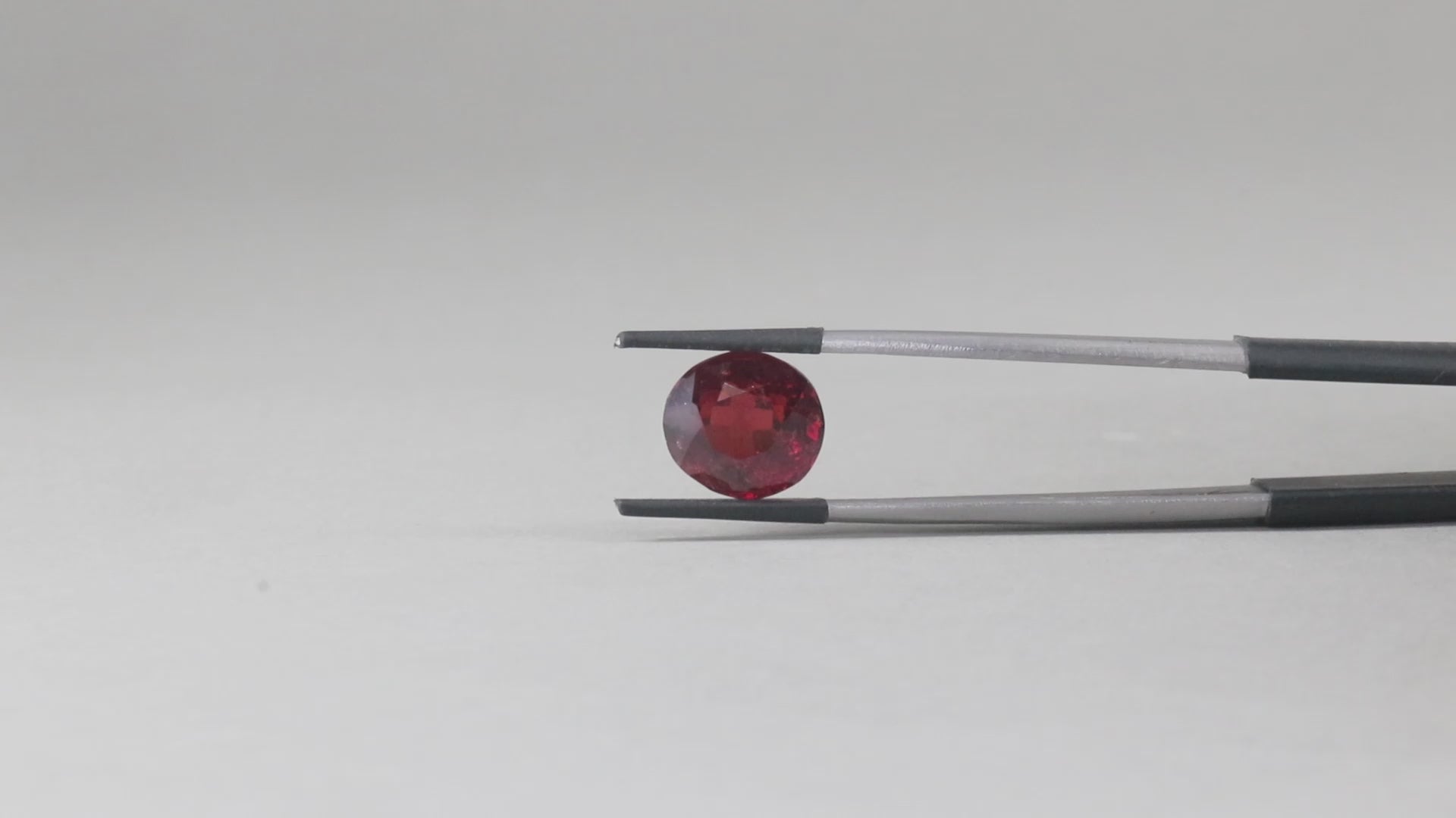 Hessonite - 6.65 Carats