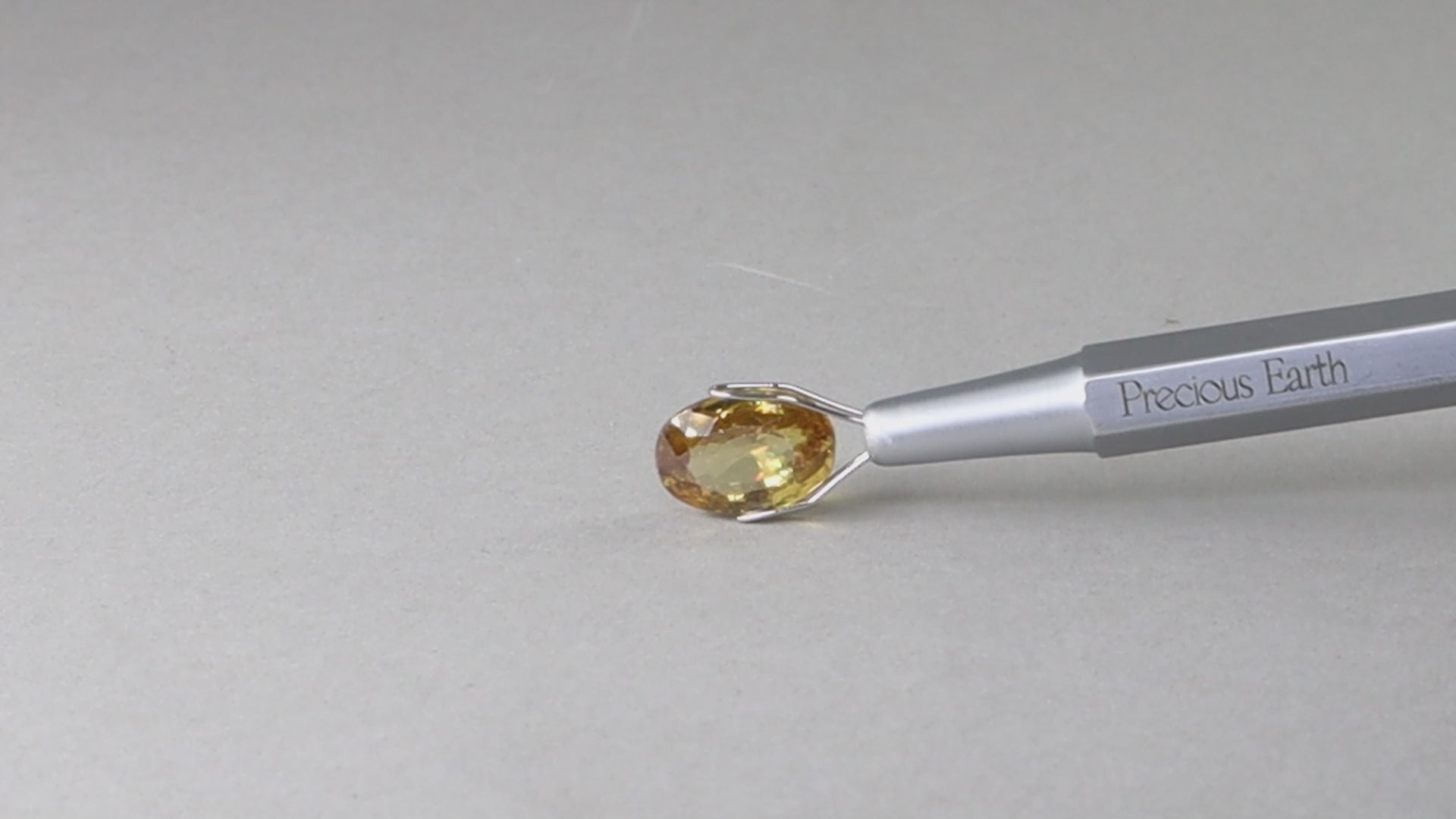 Yellow Zircon - 7.41 Carats