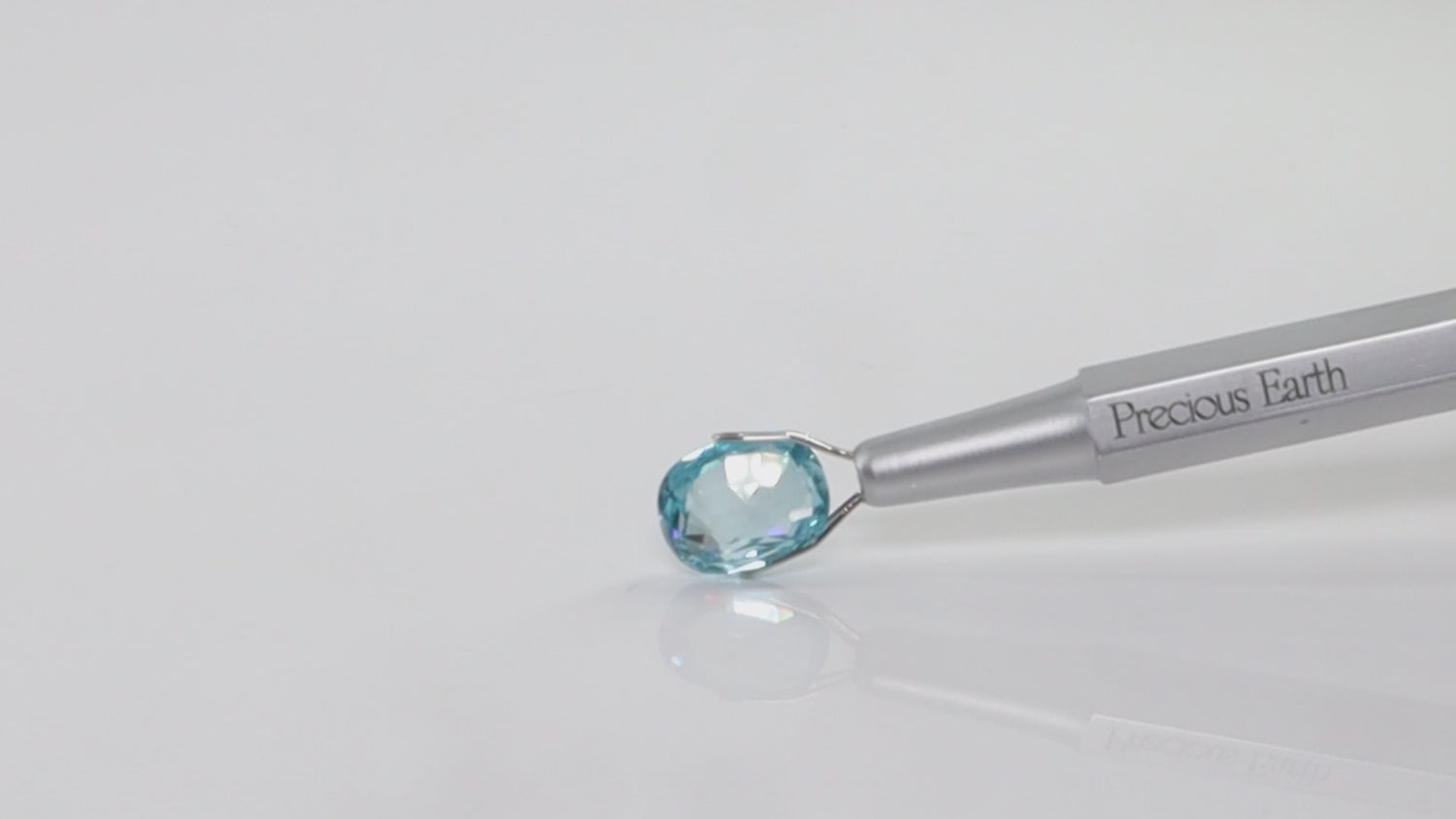 Blue Zircon - 5.64 Carats