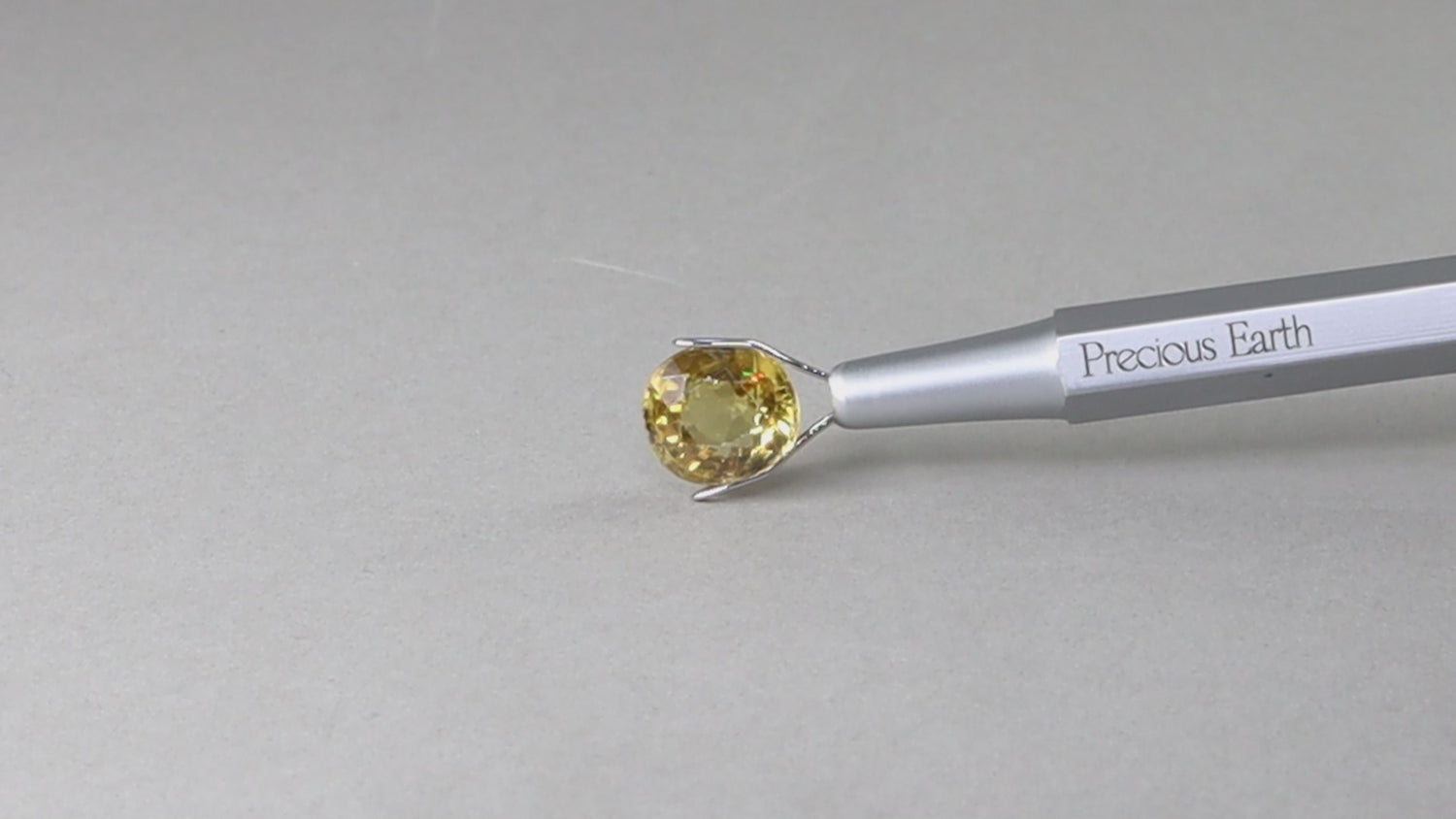 Yellow Zircon - 6.48 Carats