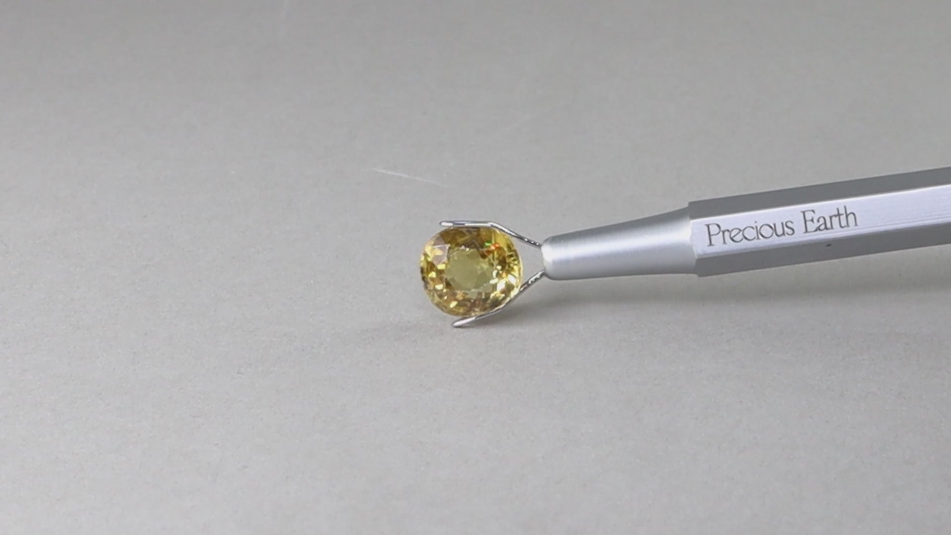 Yellow Zircon - 6.48 Carats