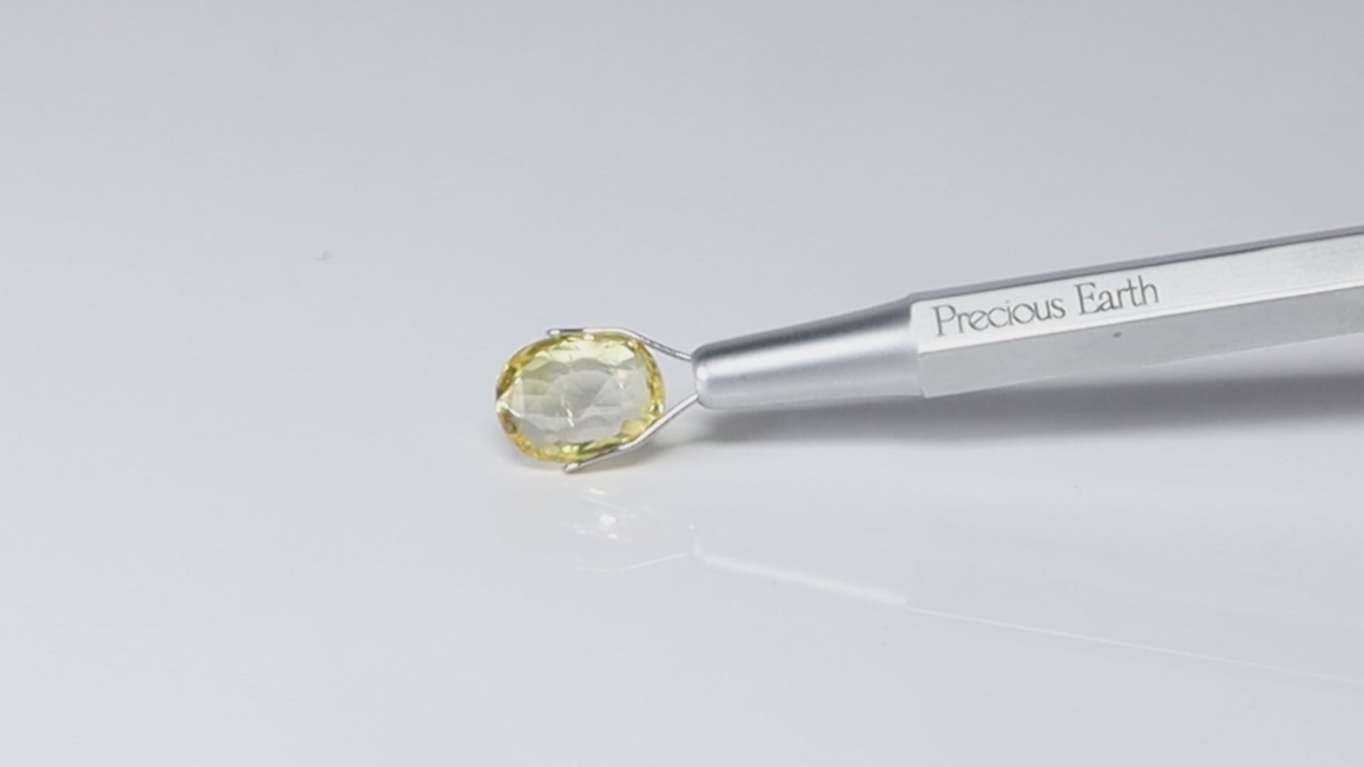 Yellow Sapphire - 5.08 Carat