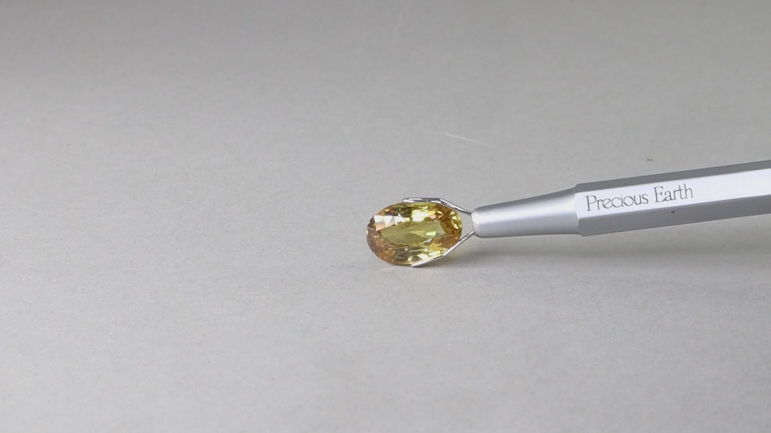 Yellow Zircon - 8.13 Carats