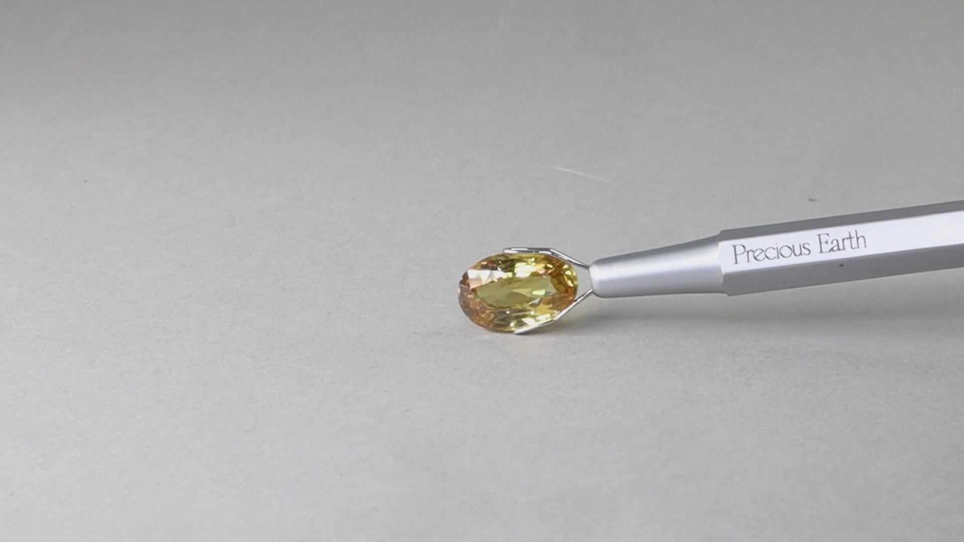 Yellow Zircon - 8.13 Carats