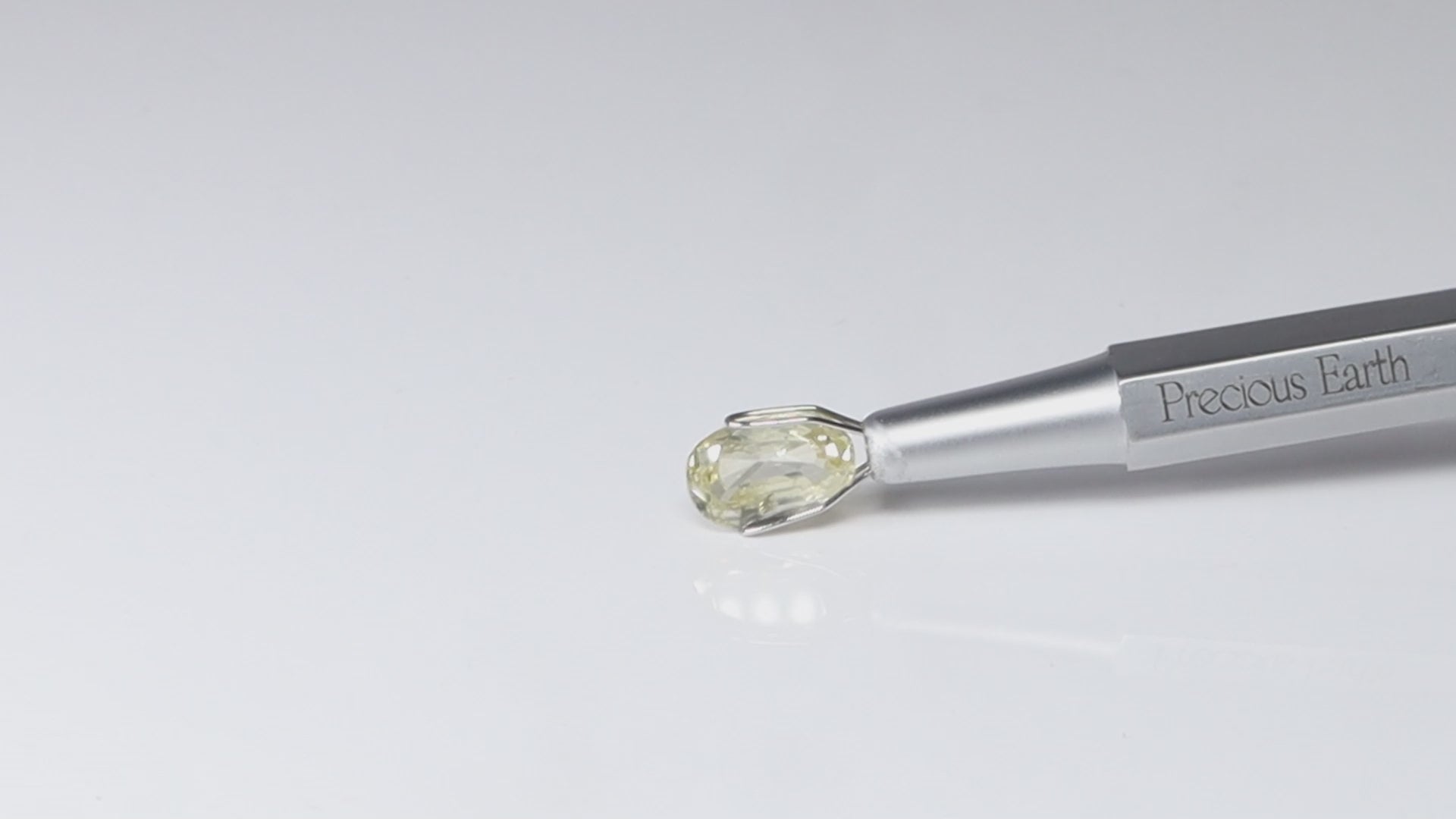 Yellow Sapphire - 2.93 Carats
