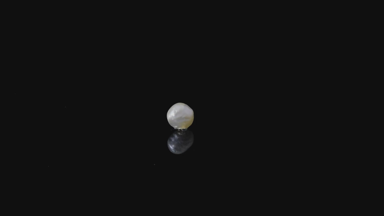 Natural Basra Pearl - 2.73 carats