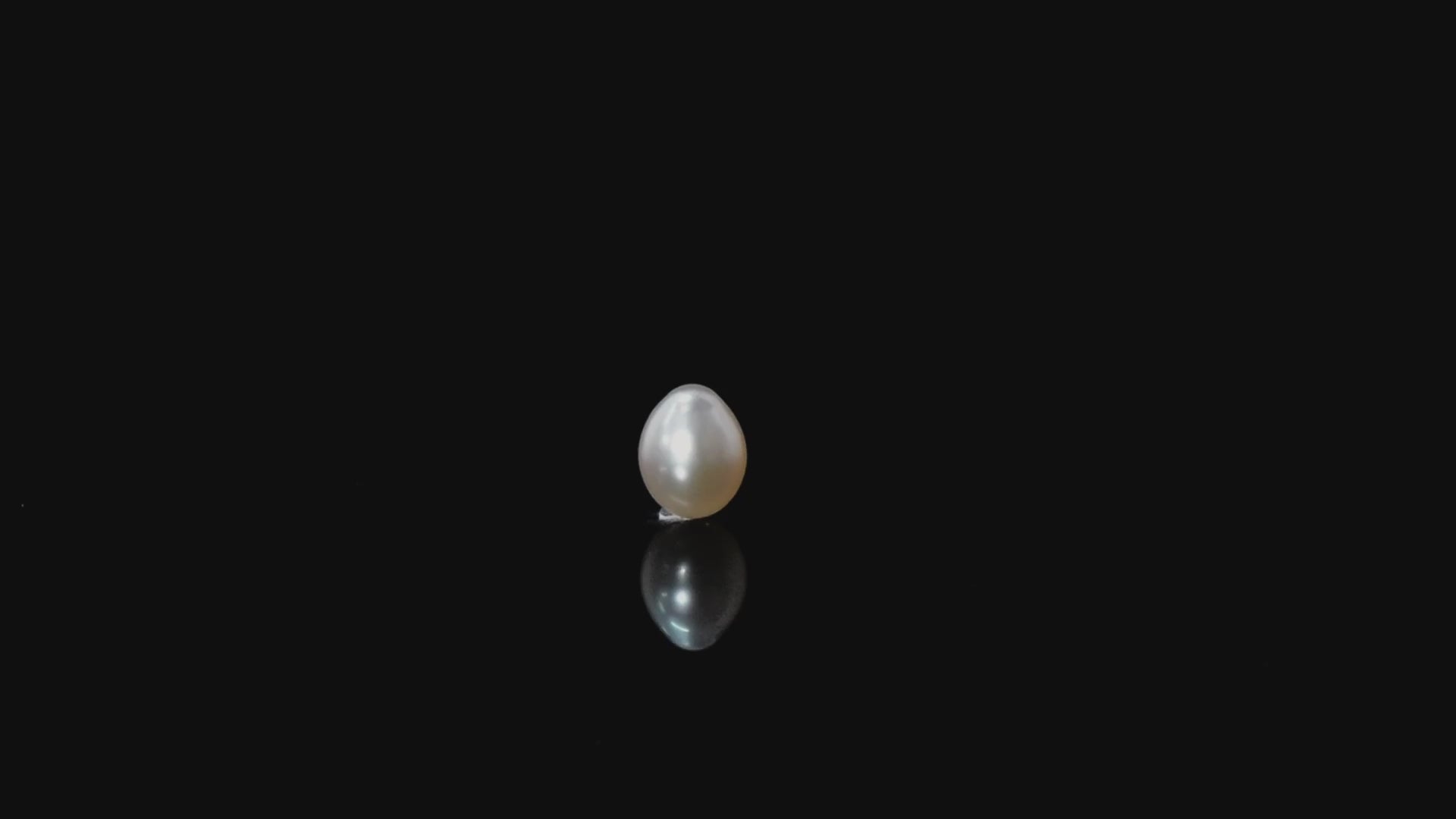 Keshi Pearl - 5.58 Carats