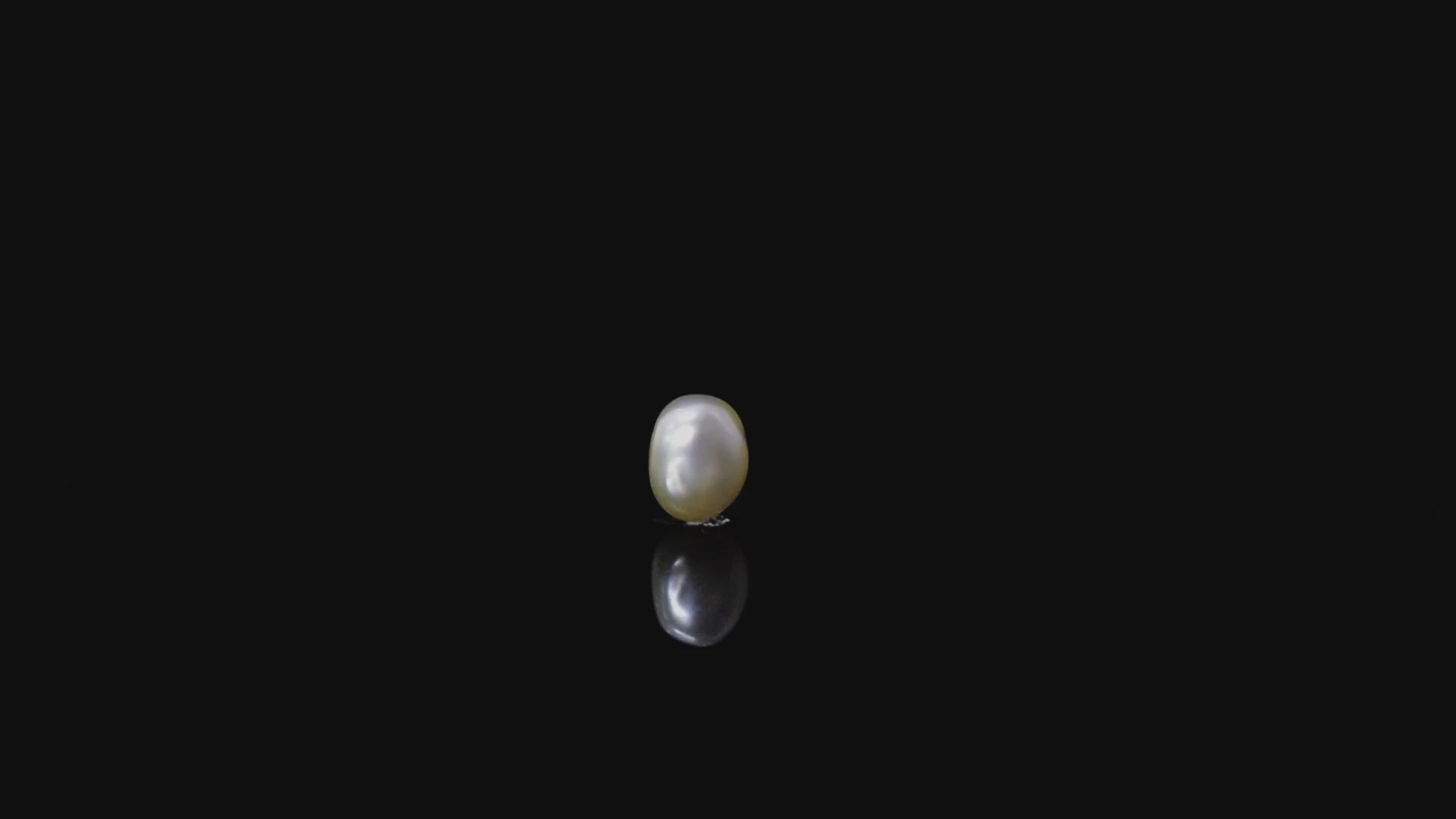 Keshi Pearl - 4.88 Carats
