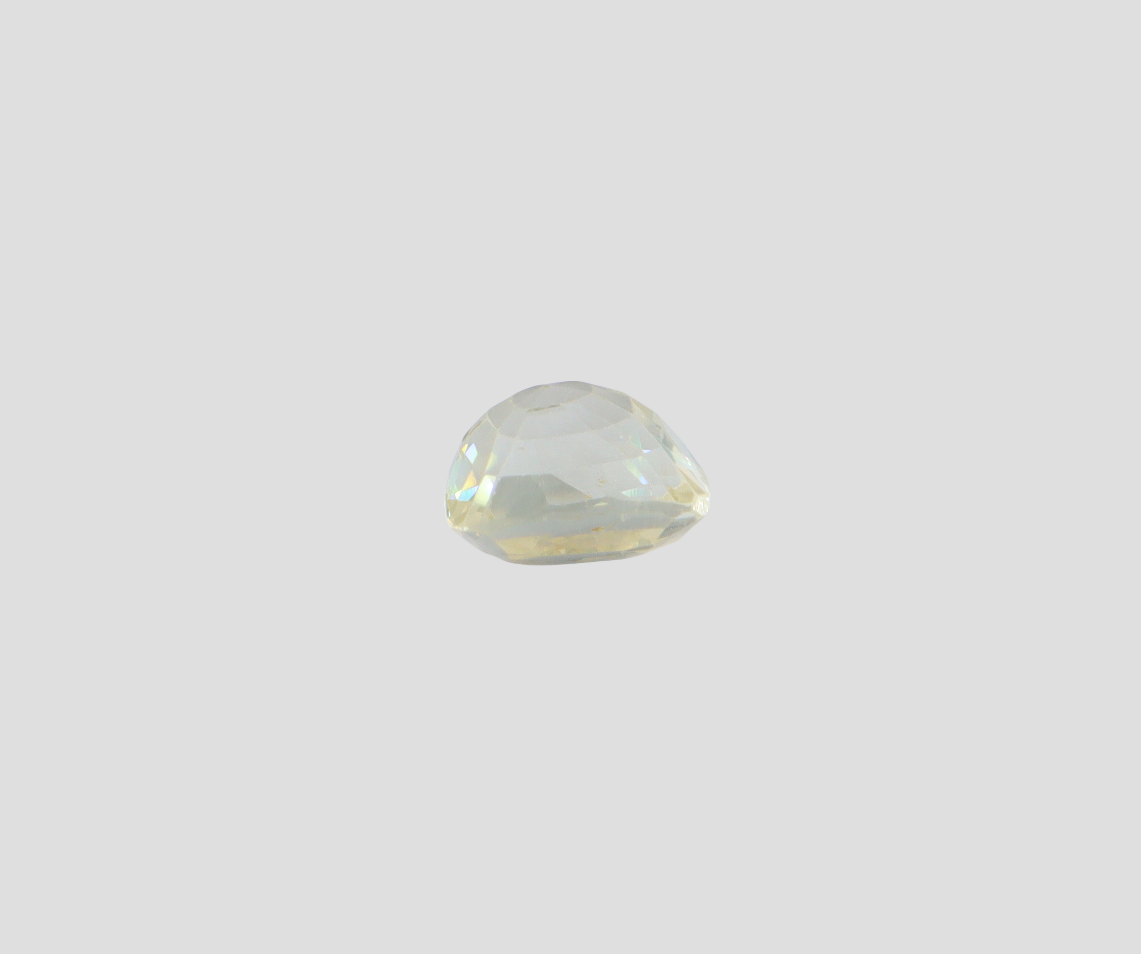 Yellow Sapphire - 6.17 Carats (Ceylonese/Sri Lankan)