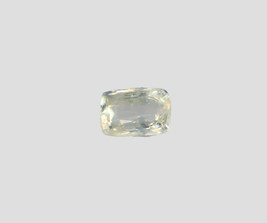 Yellow Sapphire - 4.76 Carats (Ceylonese/Sri Lankan)