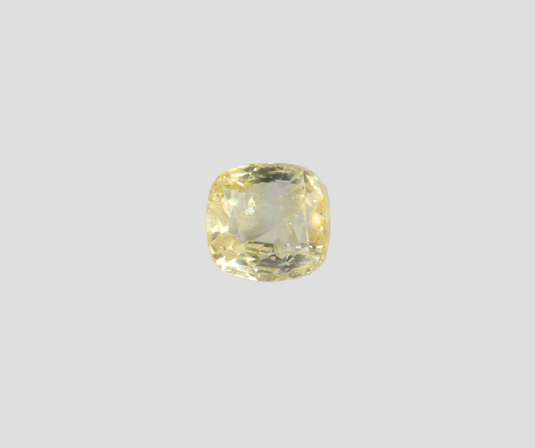 Yellow Sapphire - 4.93 Carat (Ceylonese/Sri Lankan)