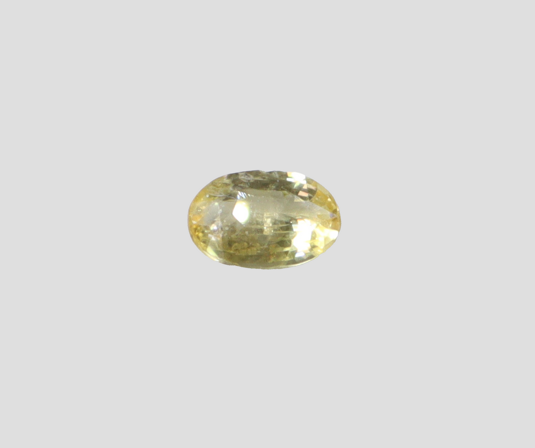 Yellow Sapphire - 5.40 Carats (Ceylonese/Sri Lankan)