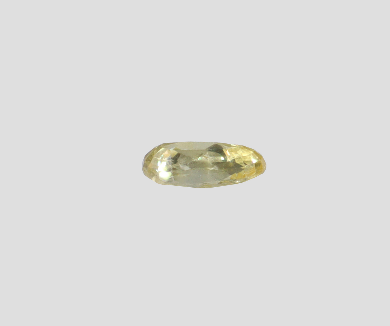 Yellow Sapphire - 5.40 Carats (Ceylonese/Sri Lankan)