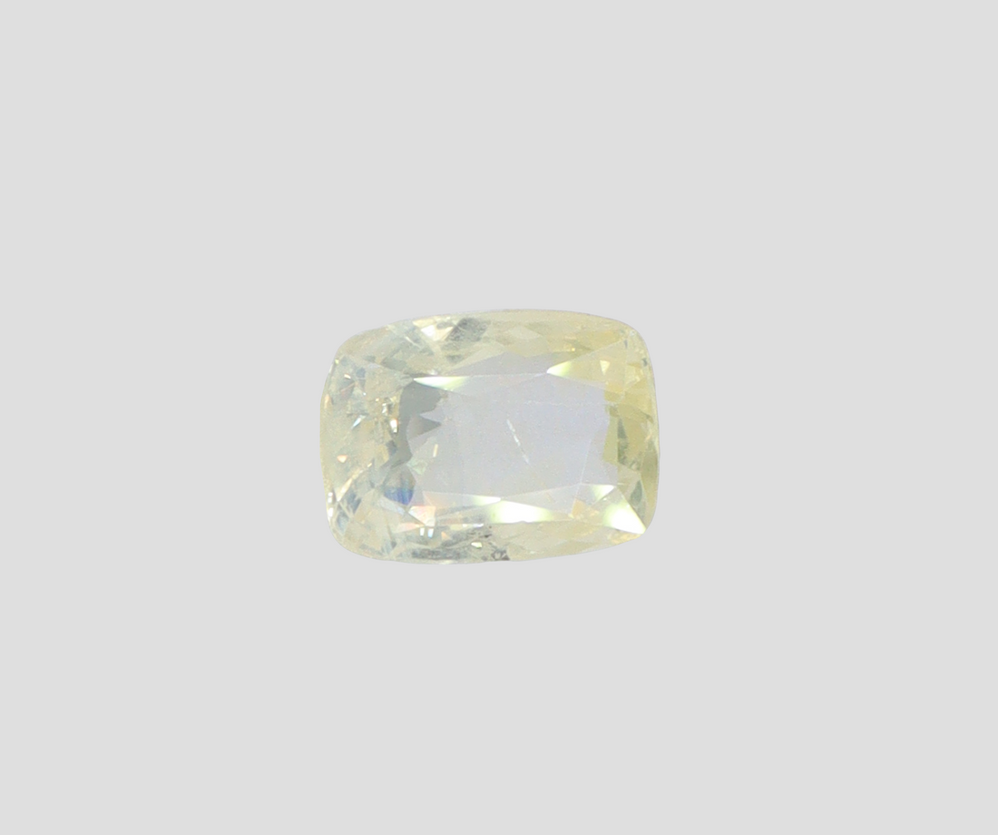 Yellow Sapphire - 6.42 Carats (Ceylonese/Sri Lankan)
