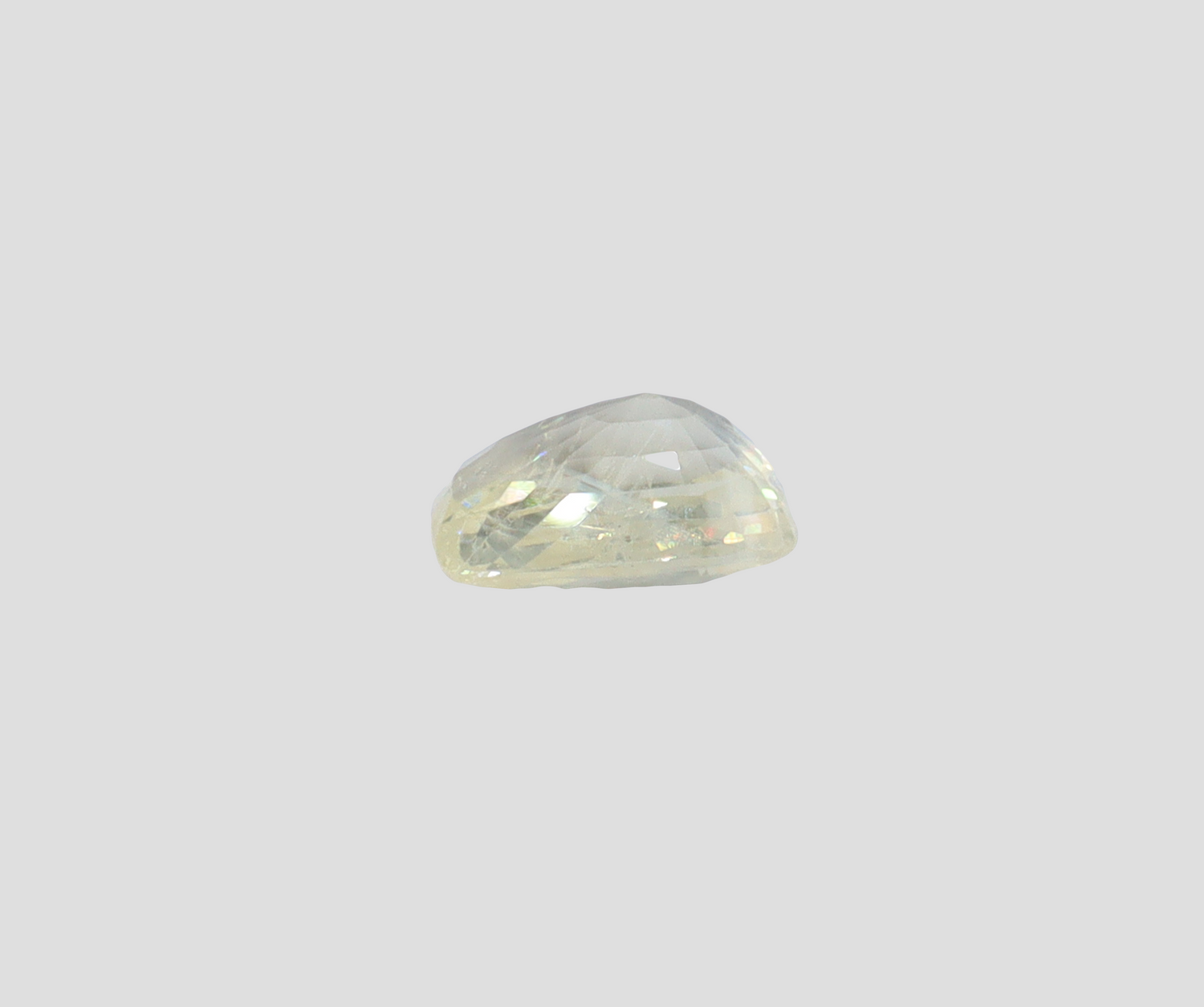 Yellow Sapphire - 6.42 Carats (Ceylonese/Sri Lankan)
