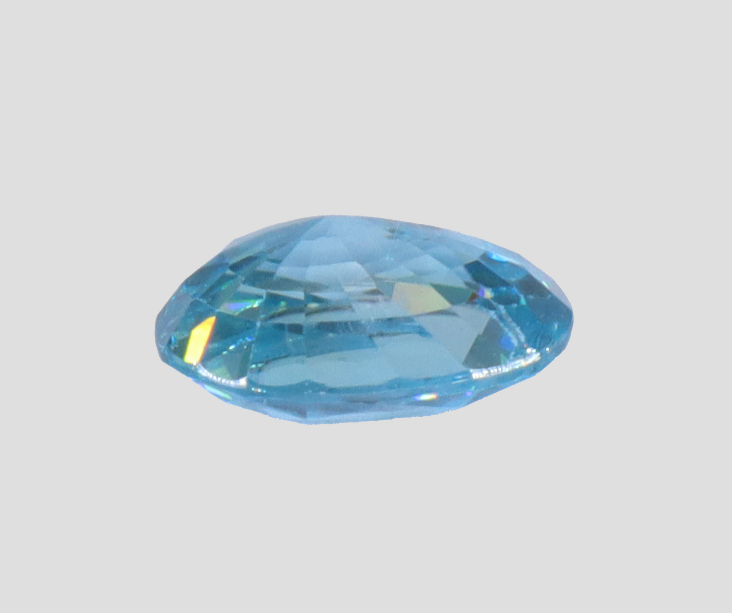 Blue Zircon - 6.90 Carats
