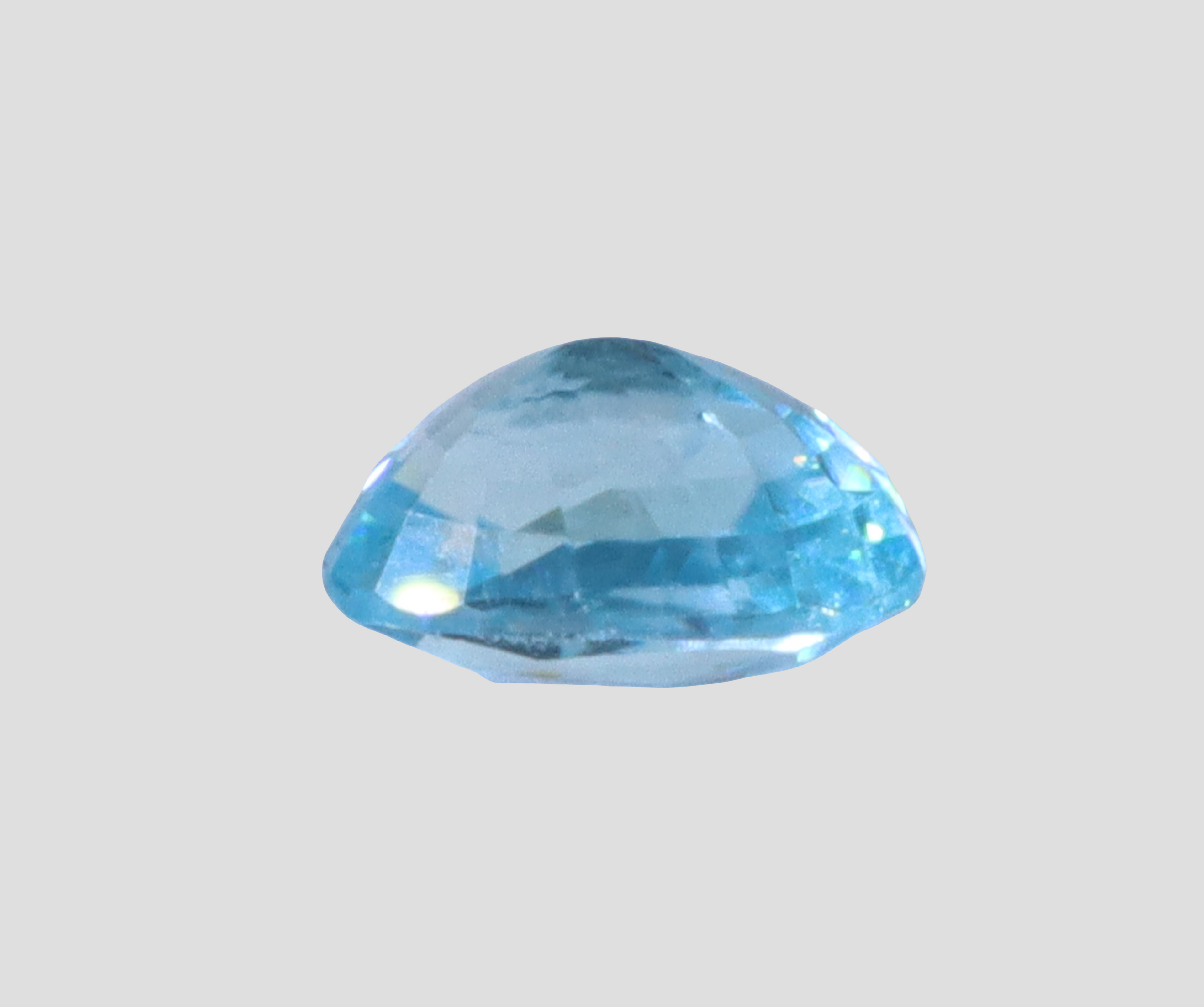 Blue Zircon - 5.38 Carats