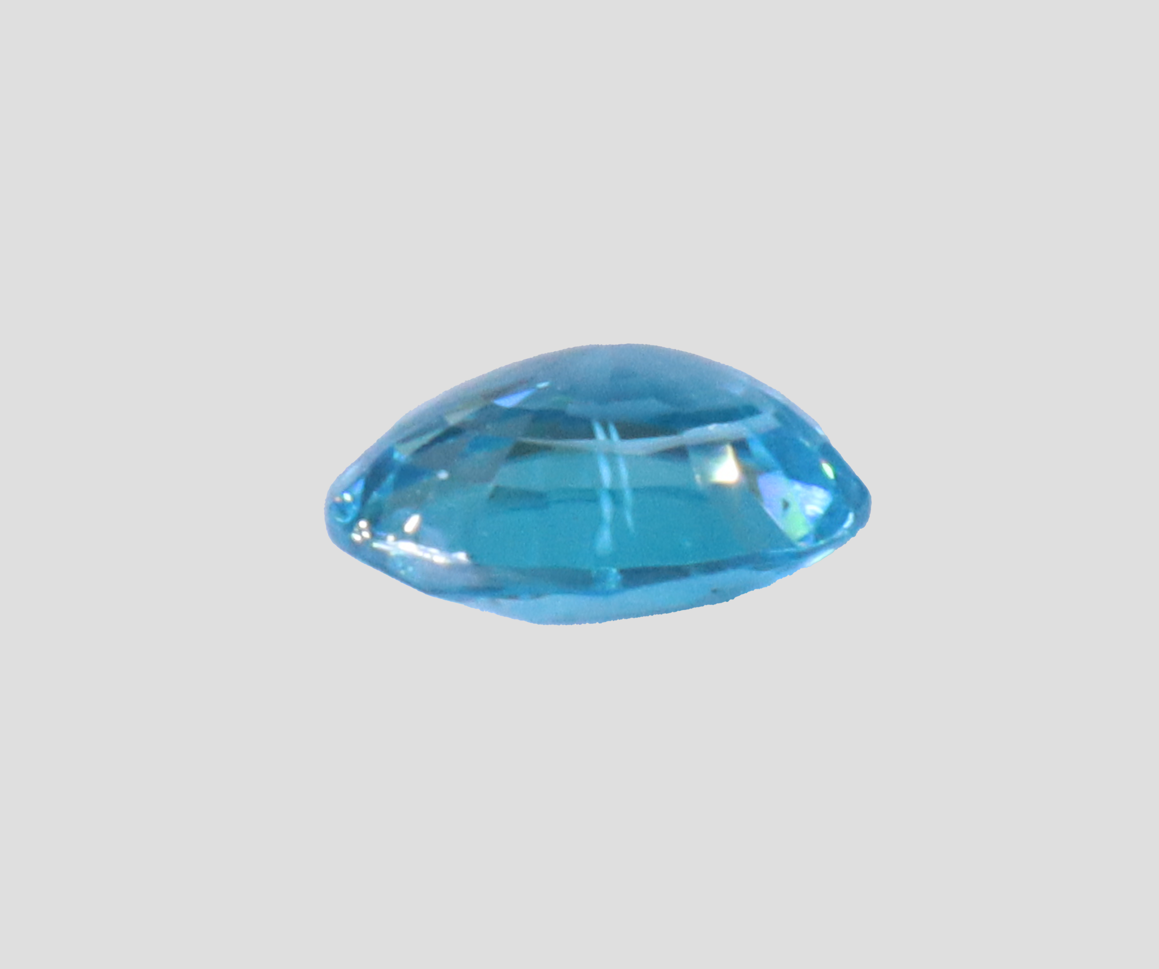 Blue Zircon - 5.32 Carat