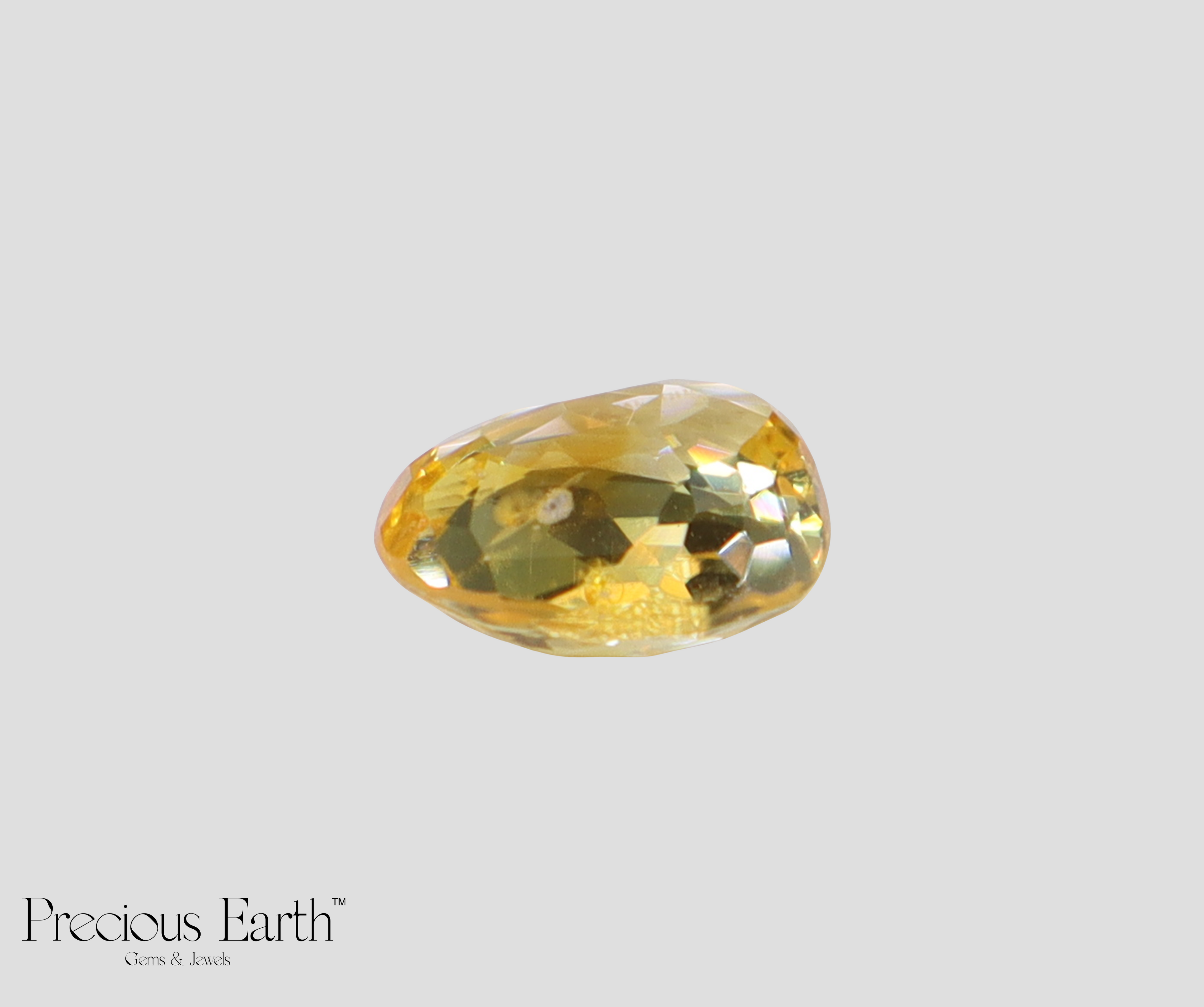 Yellow Sapphire - 4.63 Carats