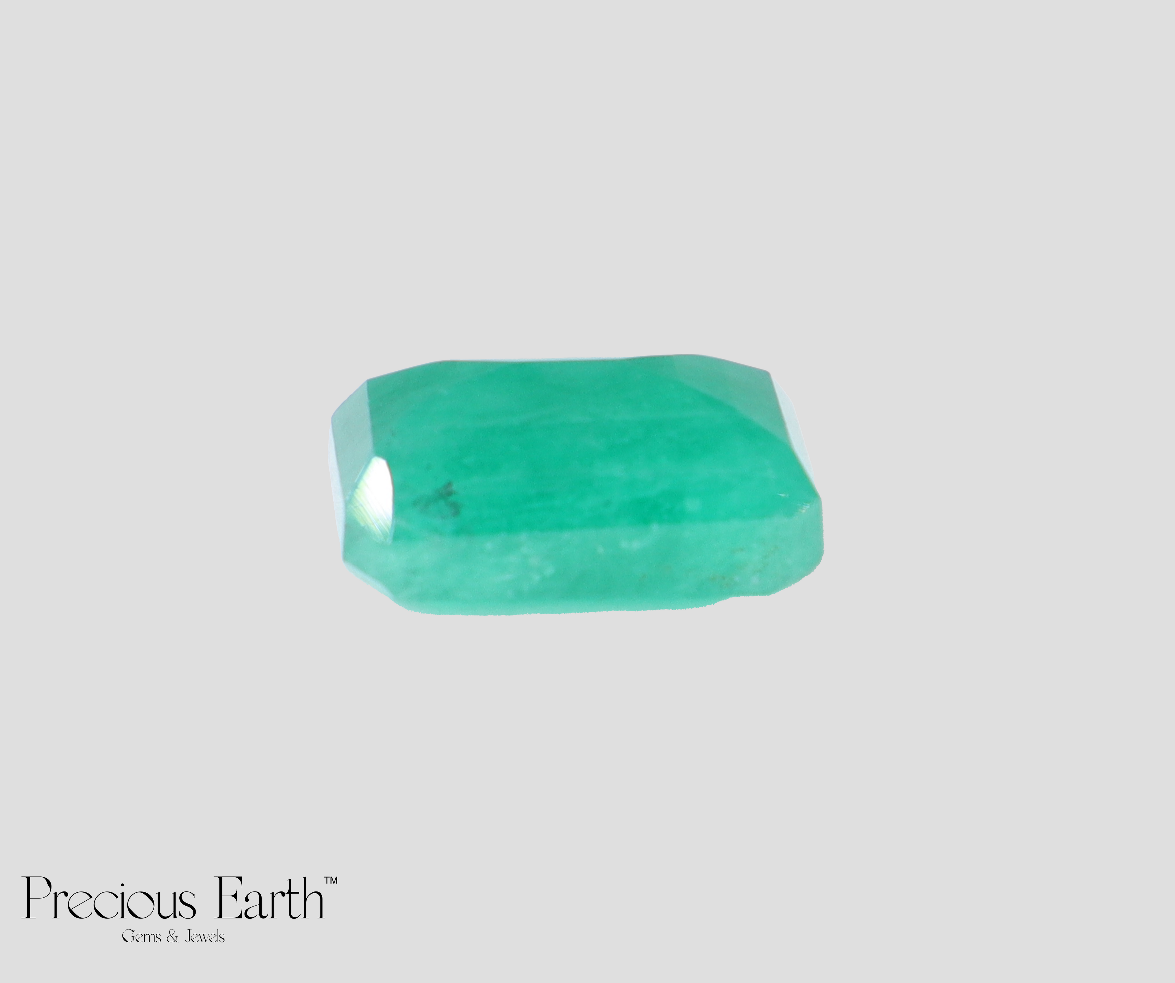 Emerald - 8.69 Carats