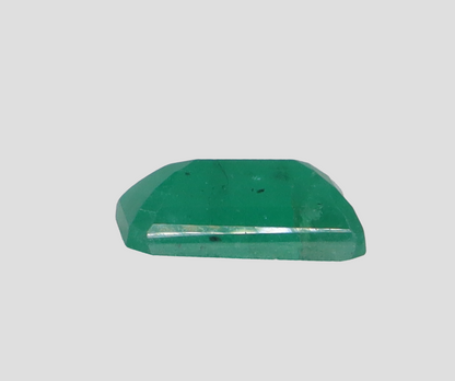 Emerald - 3.84 Carats