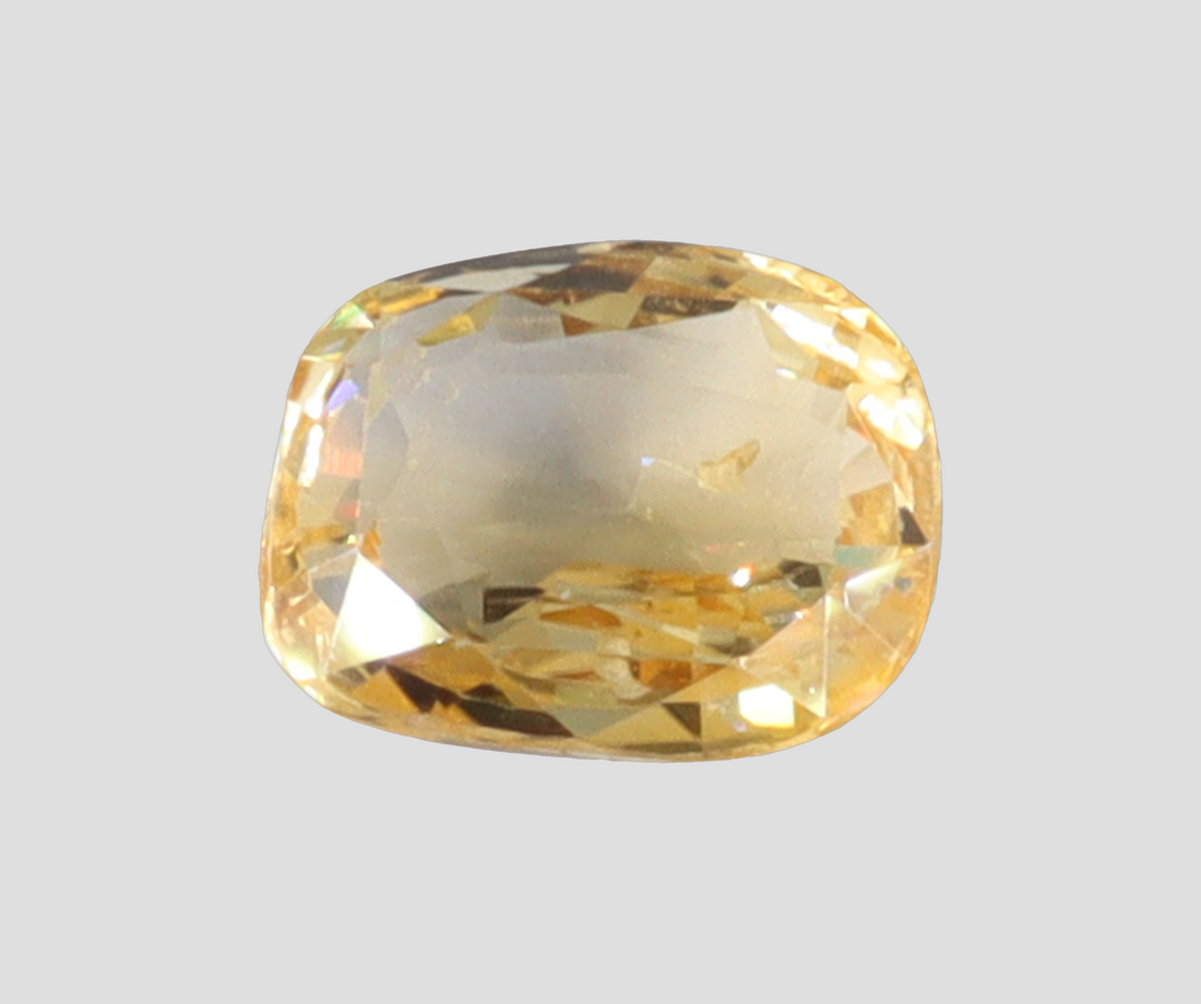 Yellow Sapphire - 4.84 Carats